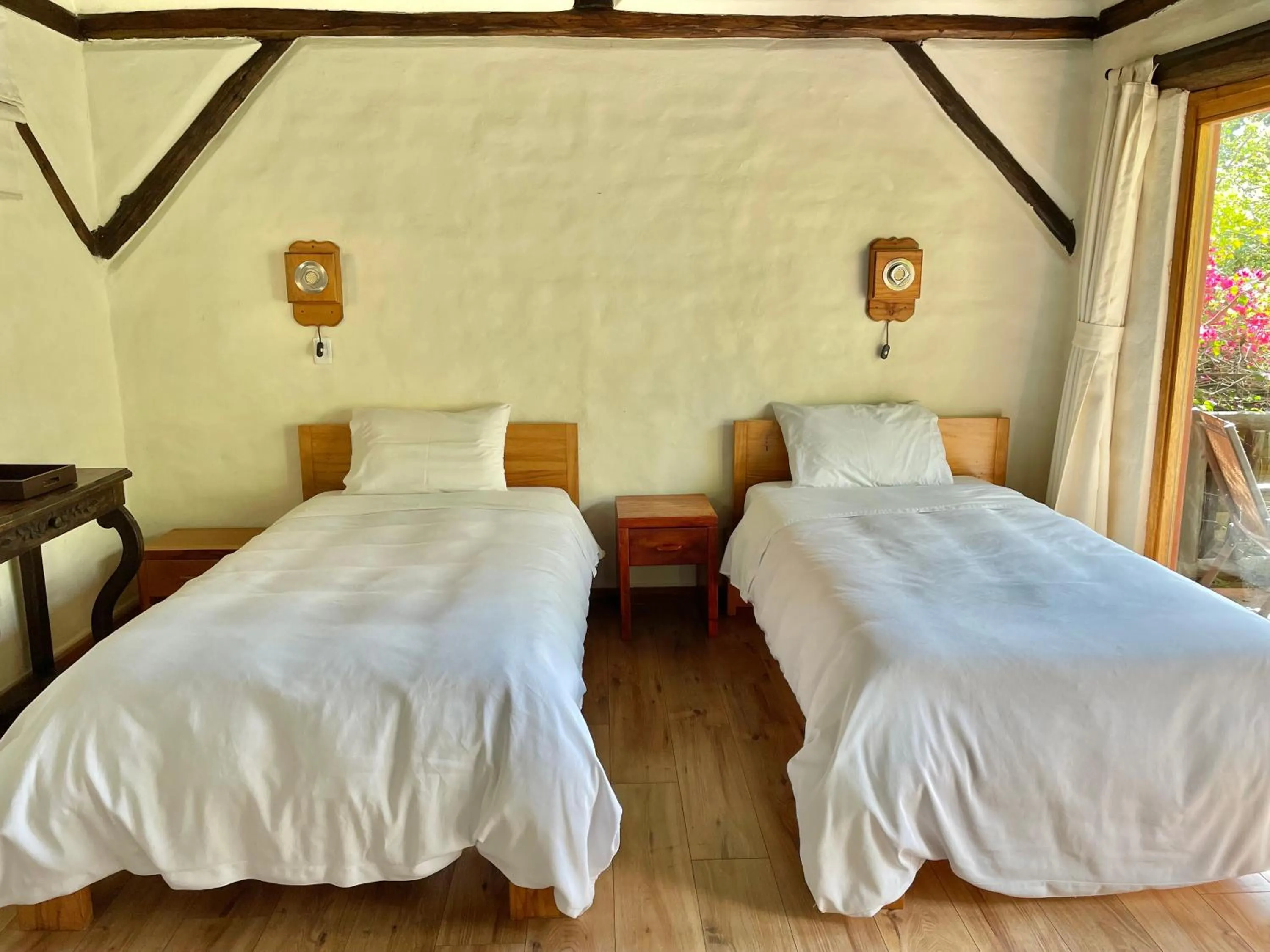 Bed in Ilatoa Lodge