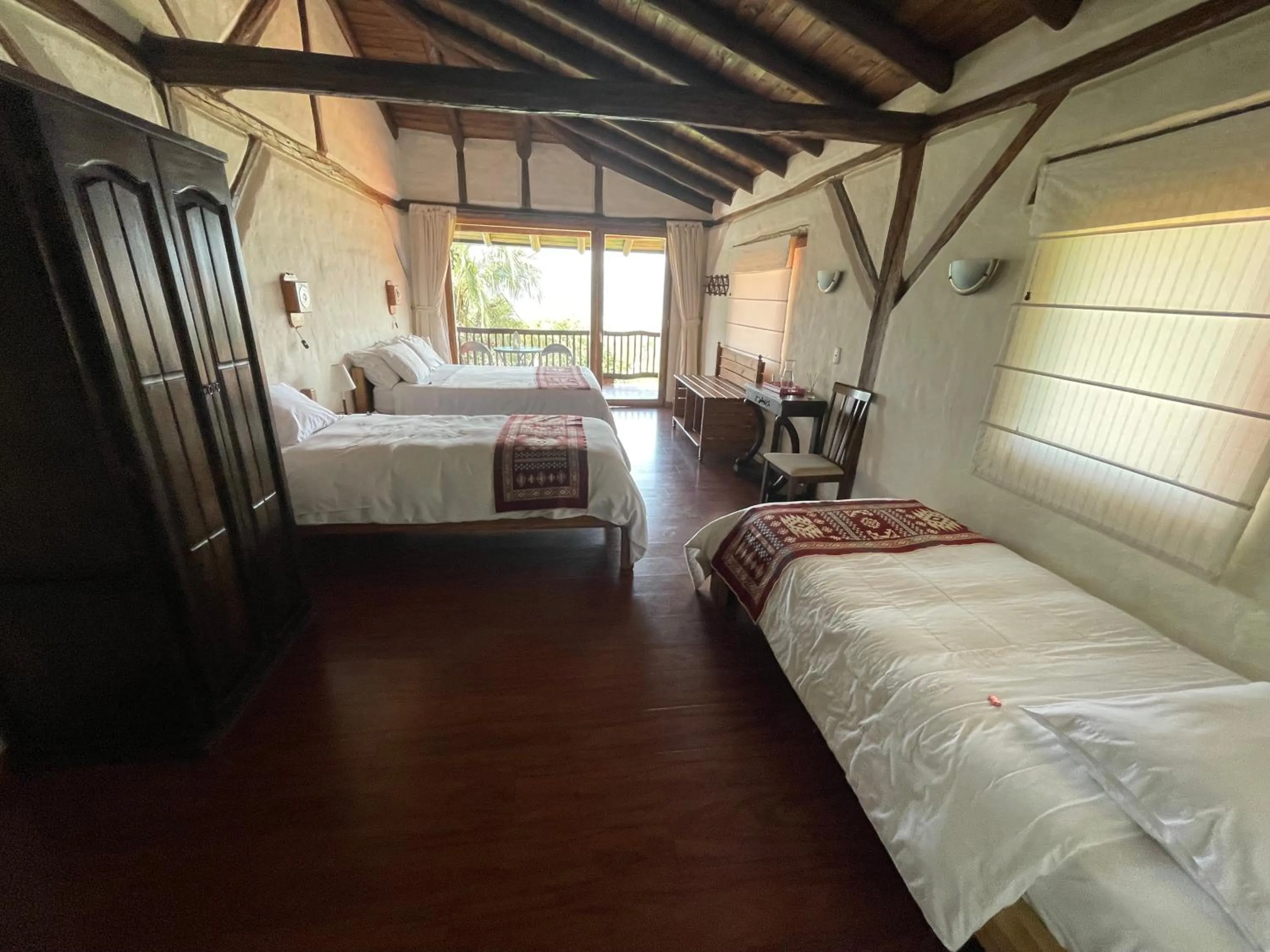 Bed in Ilatoa Lodge