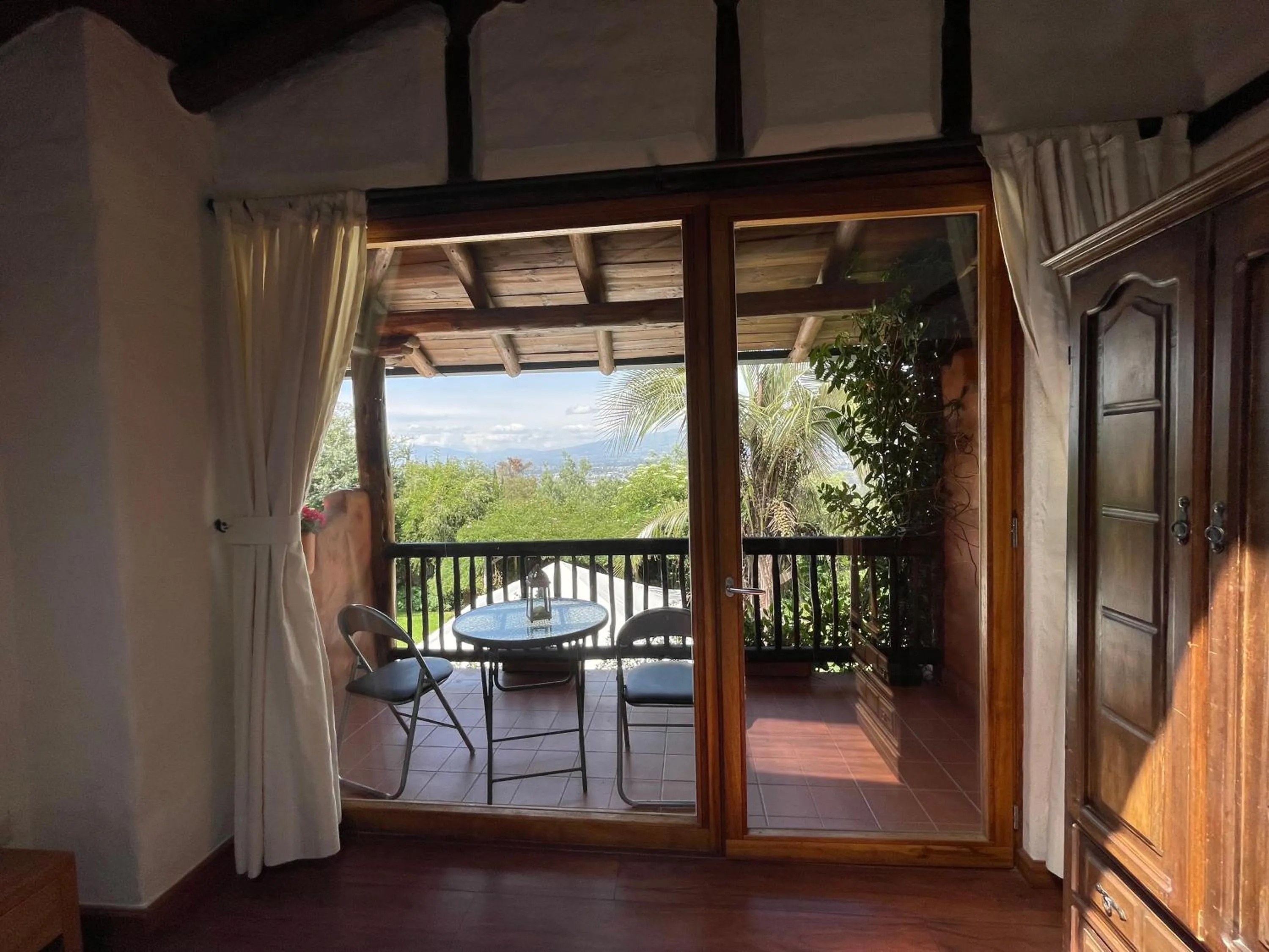 Balcony/Terrace in Ilatoa Lodge