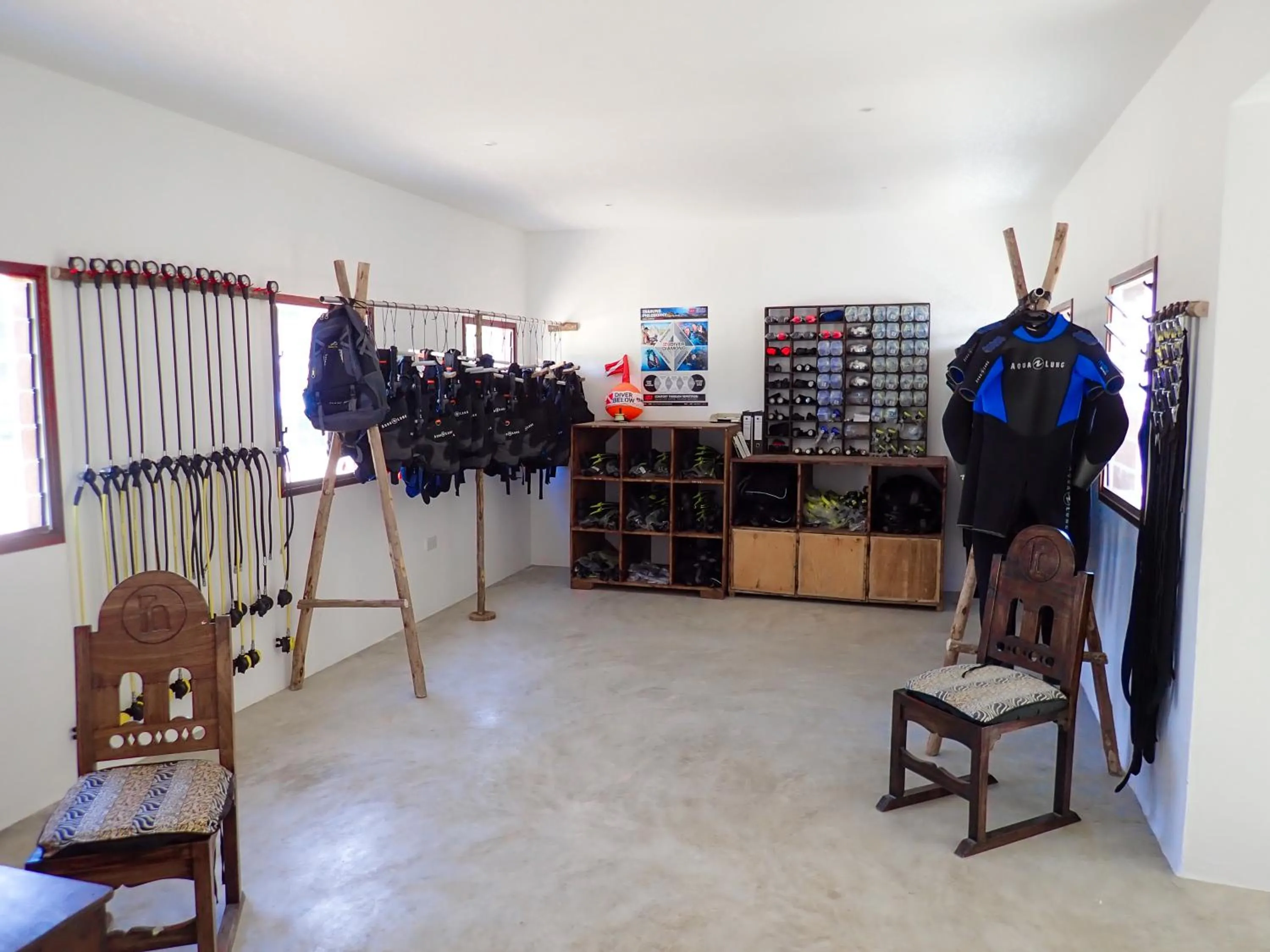 Diving in Temple Point Resort