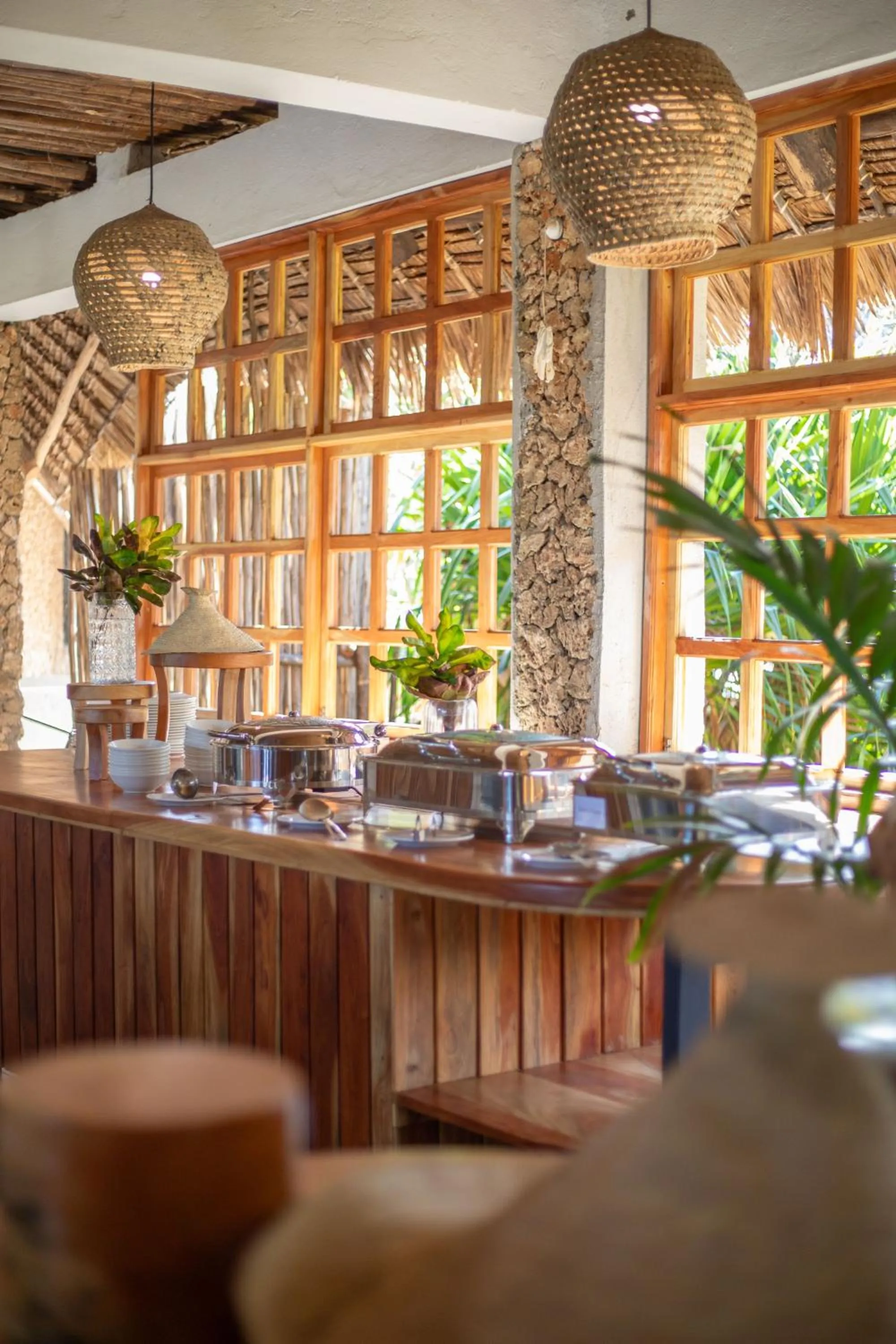 Restaurant/places to eat in Temple Point Resort