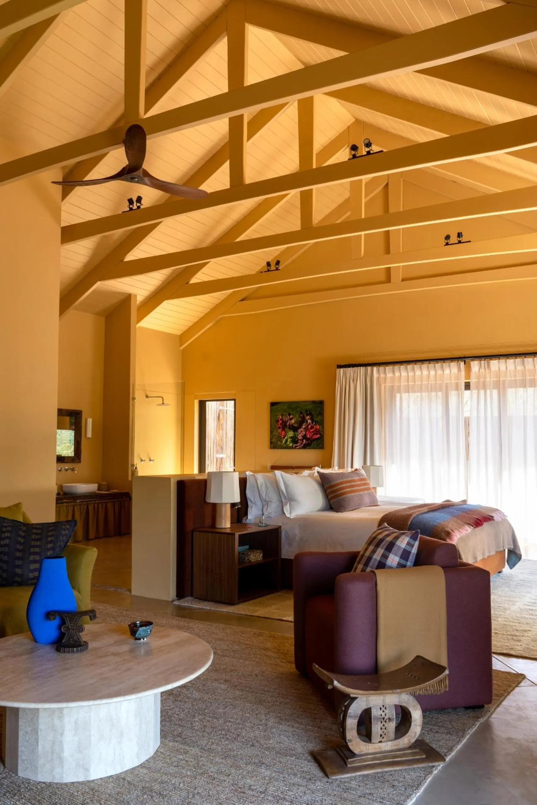 Bed in Tamodi Estate