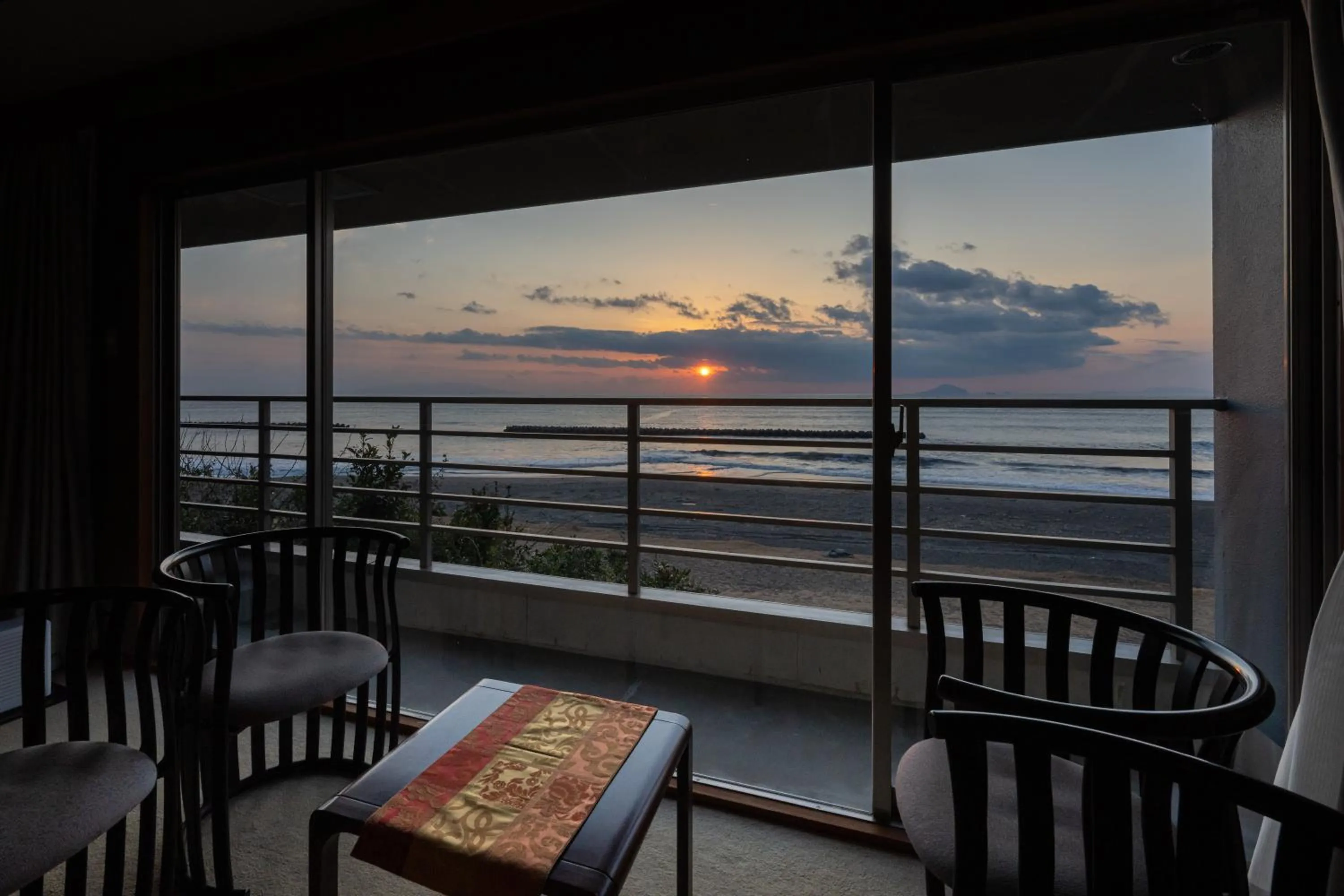 View (from property/room) in Kaiyutei