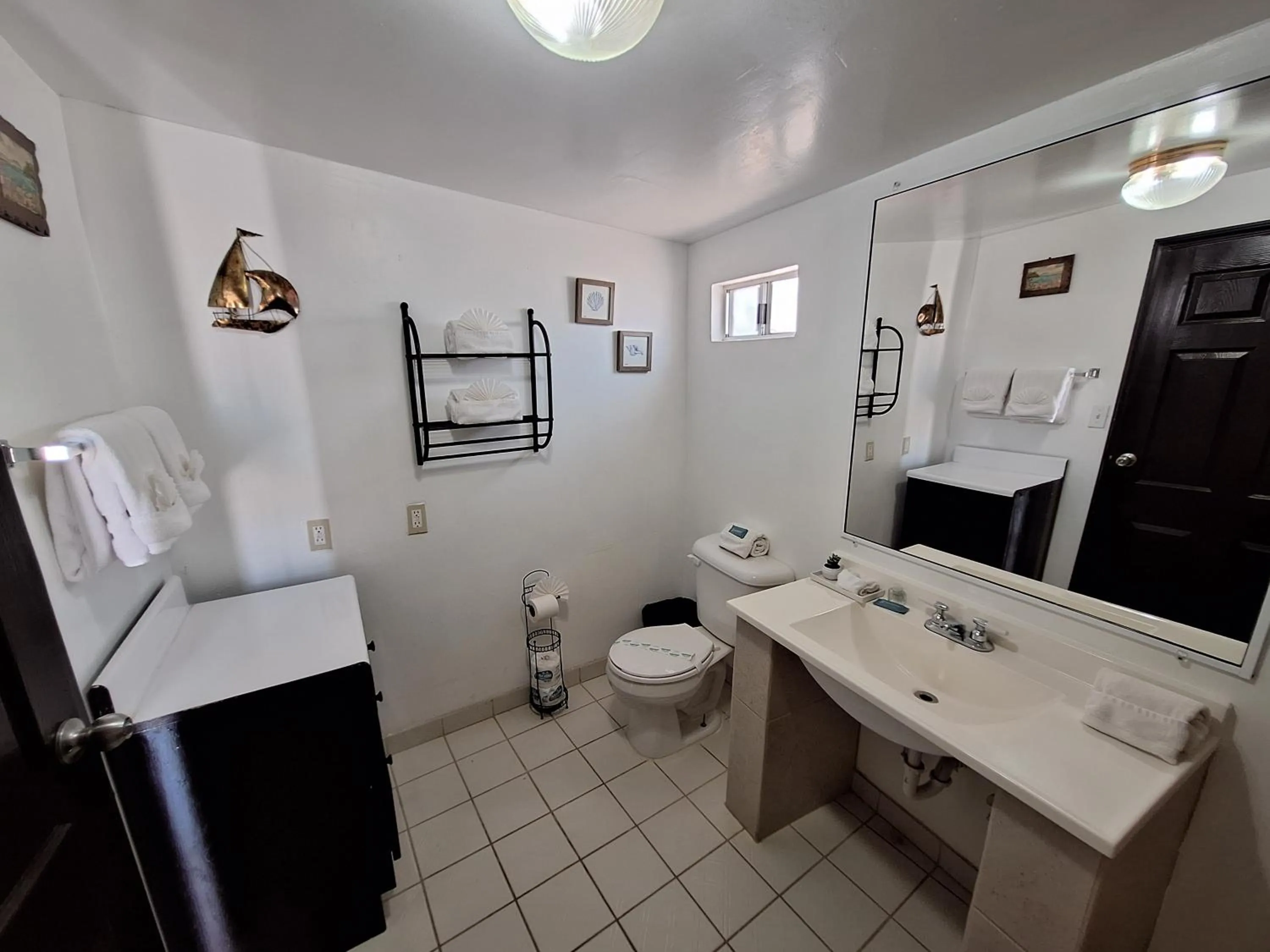 #7 Beach Front Private Room