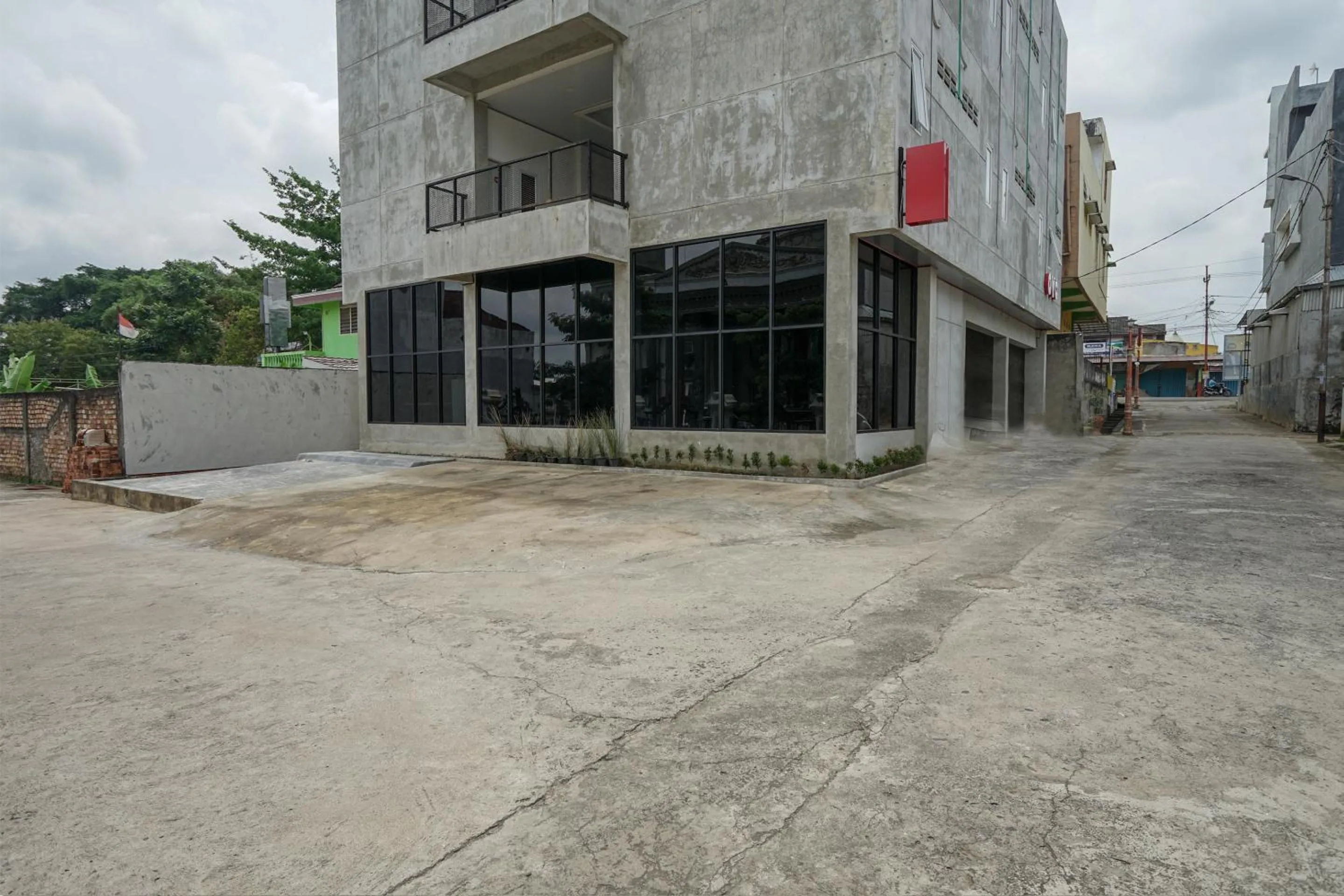 Property Building in OYO 183 The Pipe House