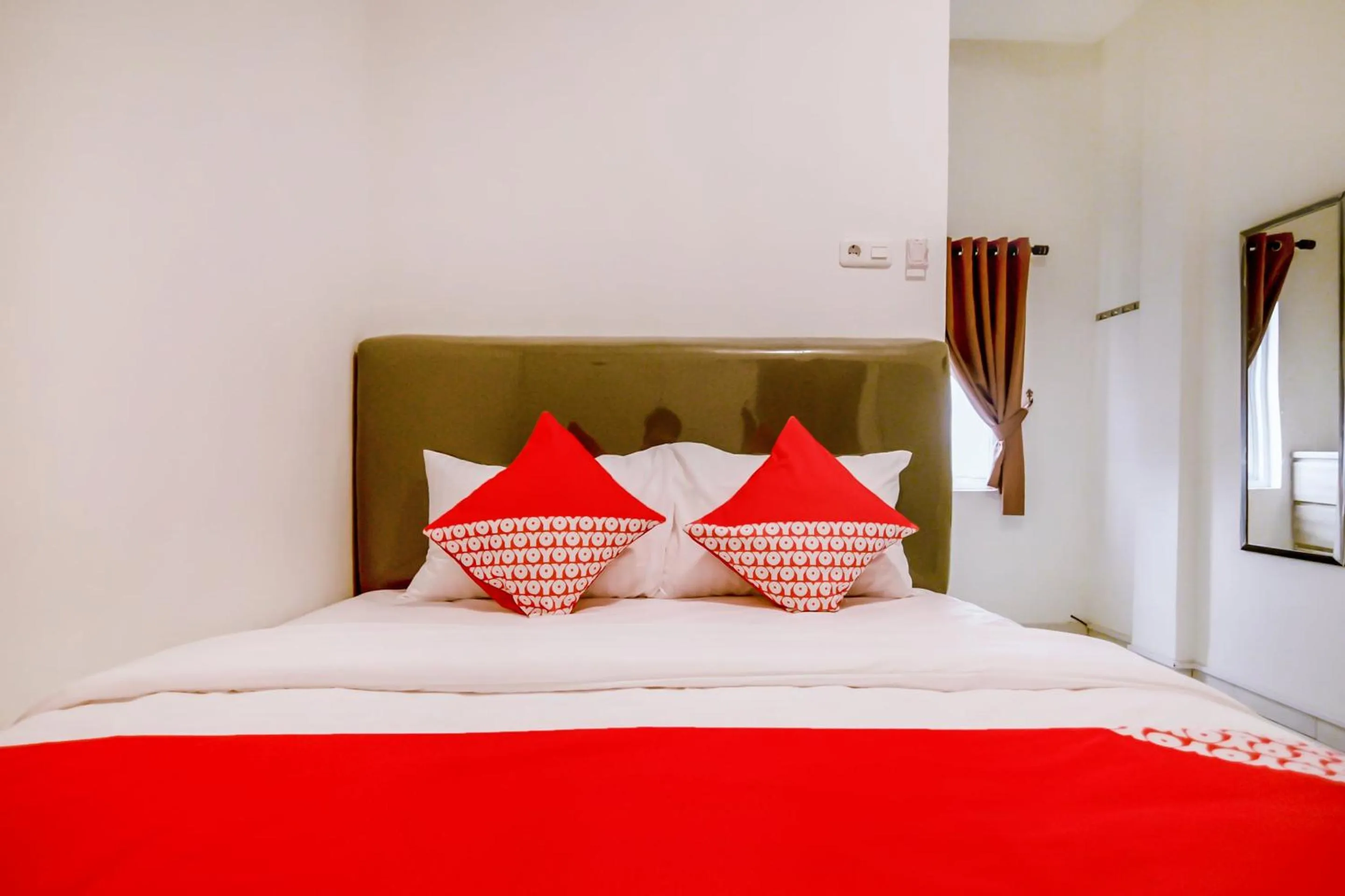 Bedroom in OYO 183 The Pipe House