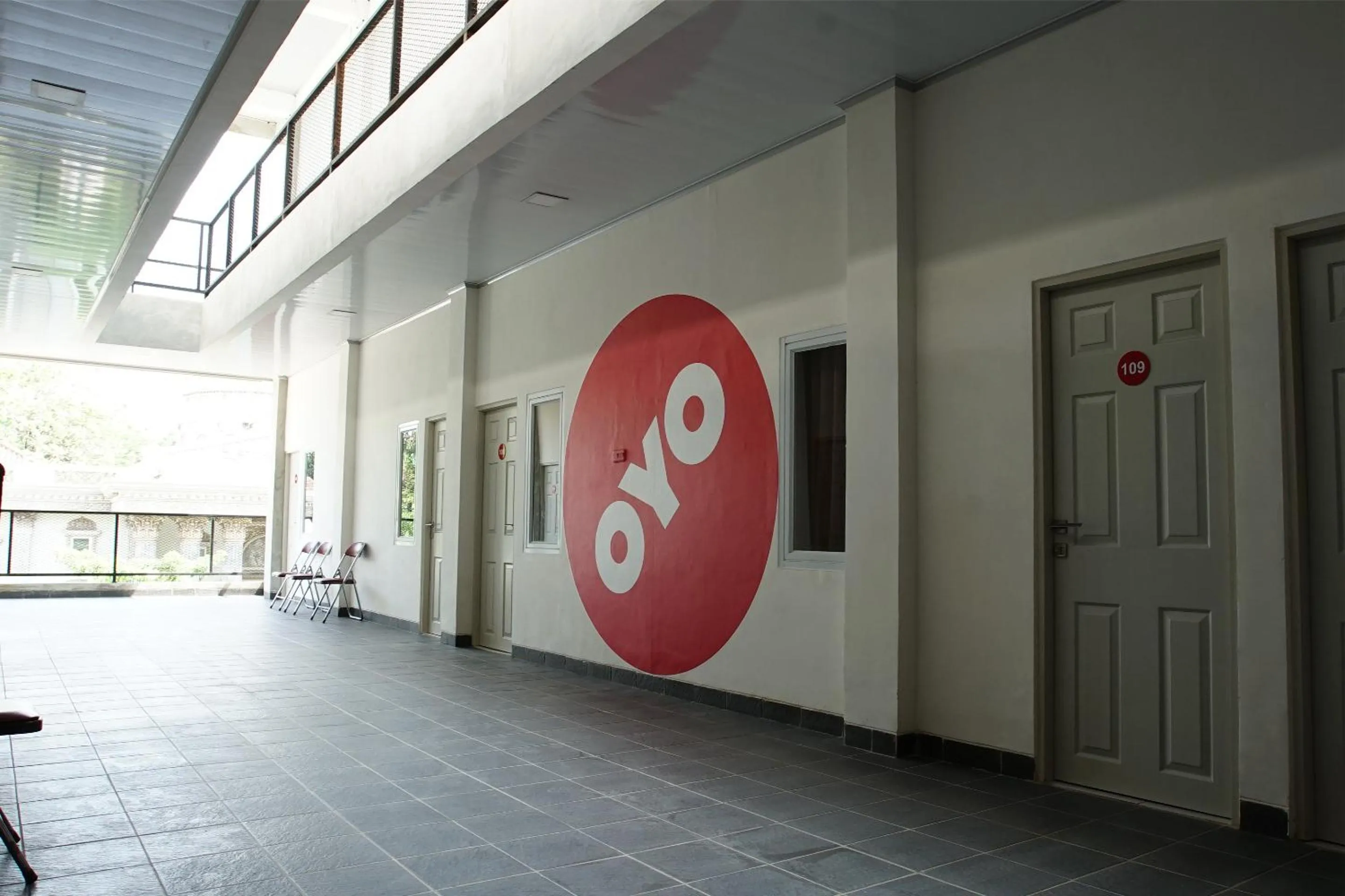 Area and facilities in OYO 183 The Pipe House