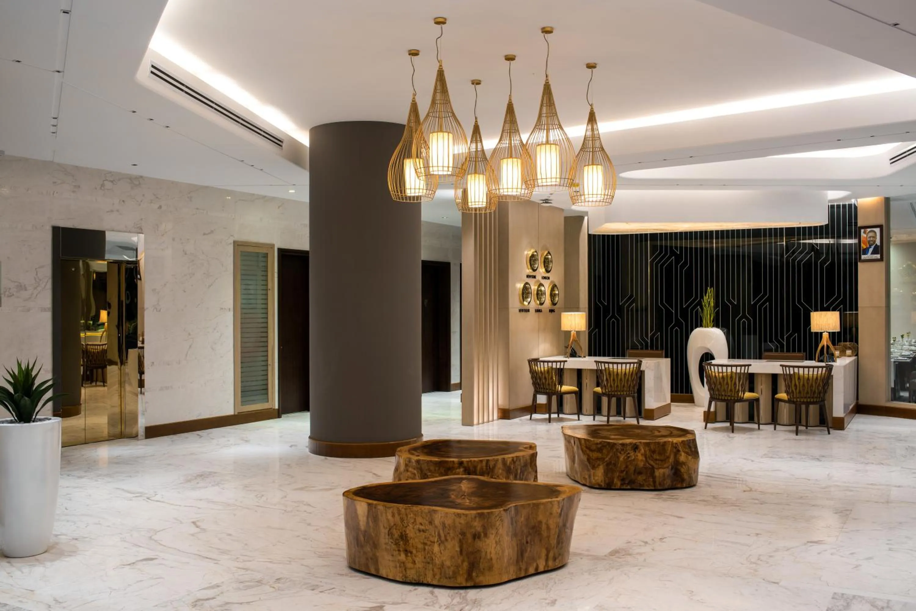 Lobby or reception in Neelkanth Sarovar Premiere