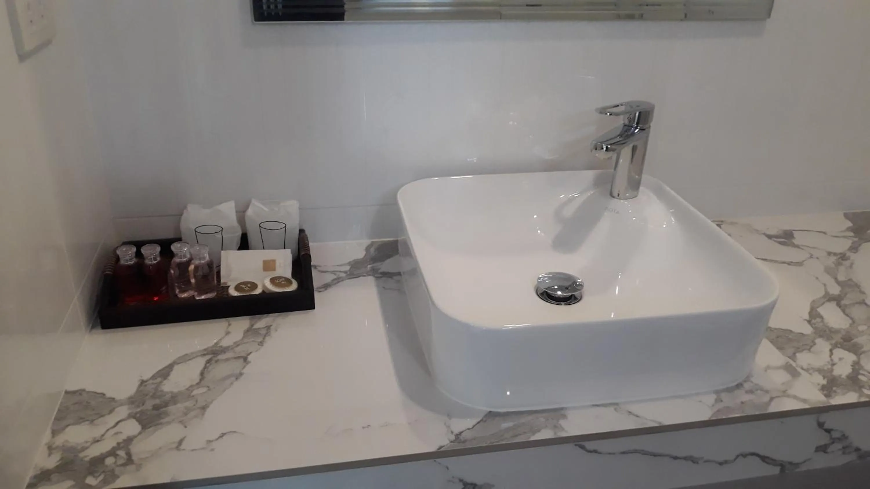 Fill - Feel @ Long Beach Resort