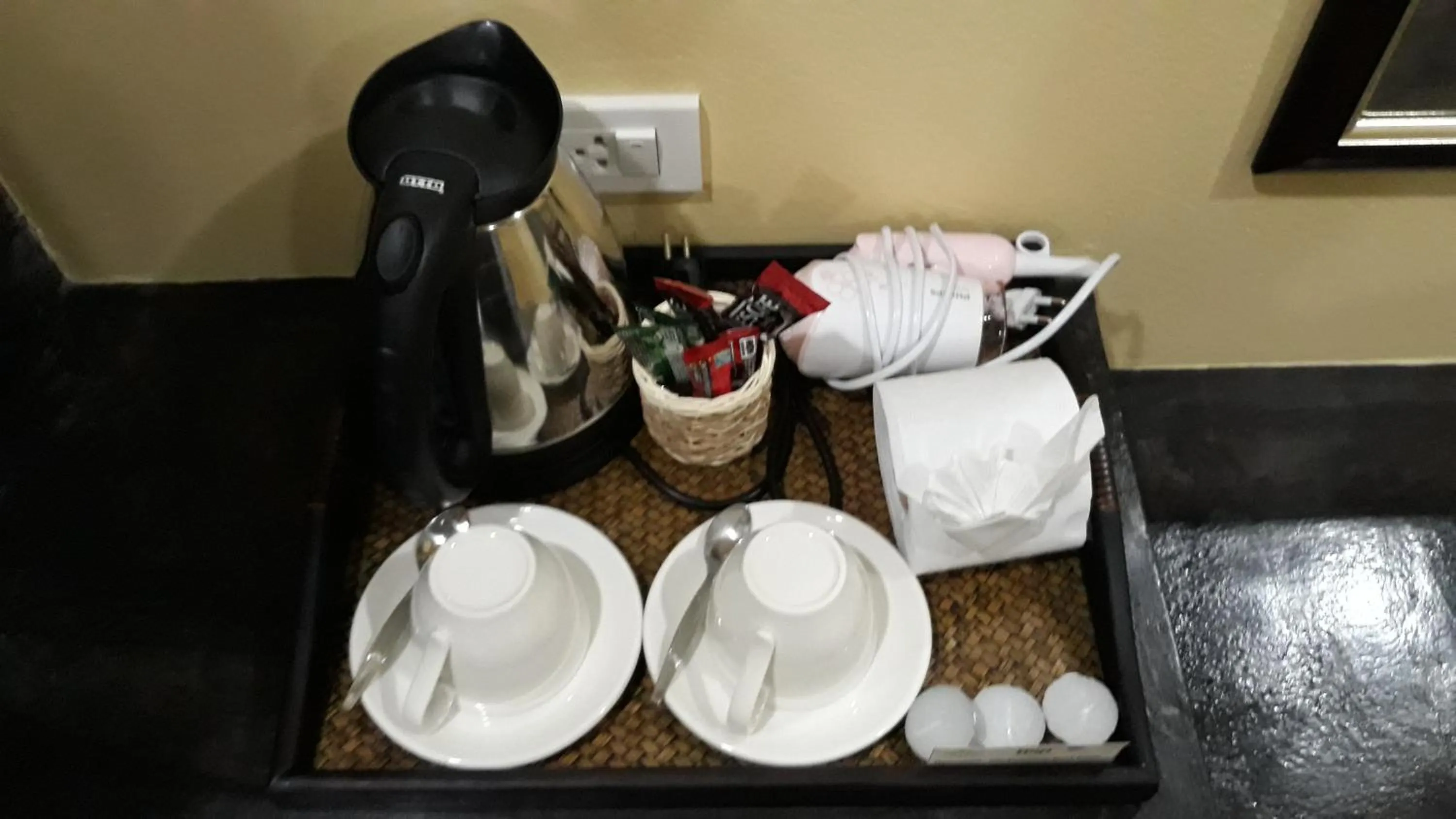 Fill - Feel @ Long Beach Resort