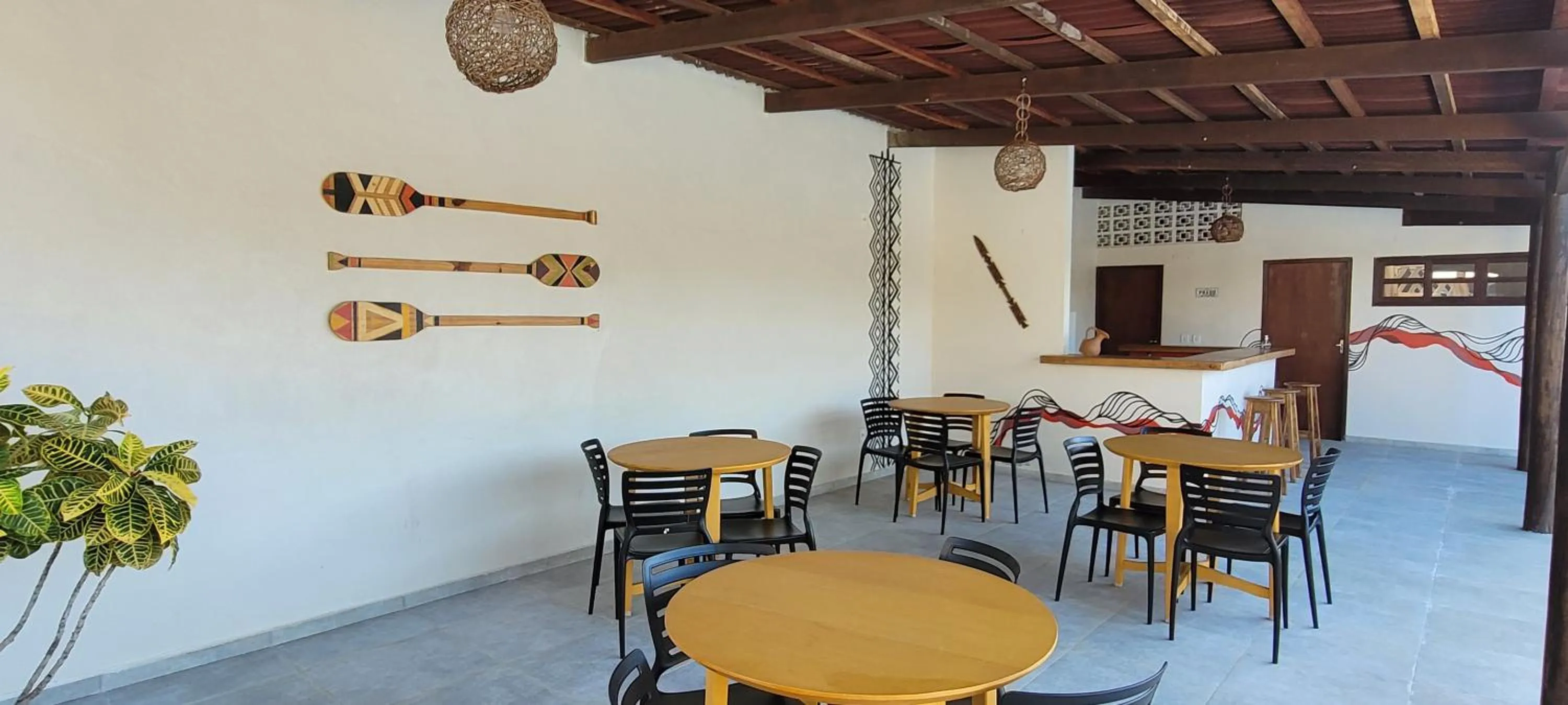 Lounge or bar in Pousada Coral de Fogo