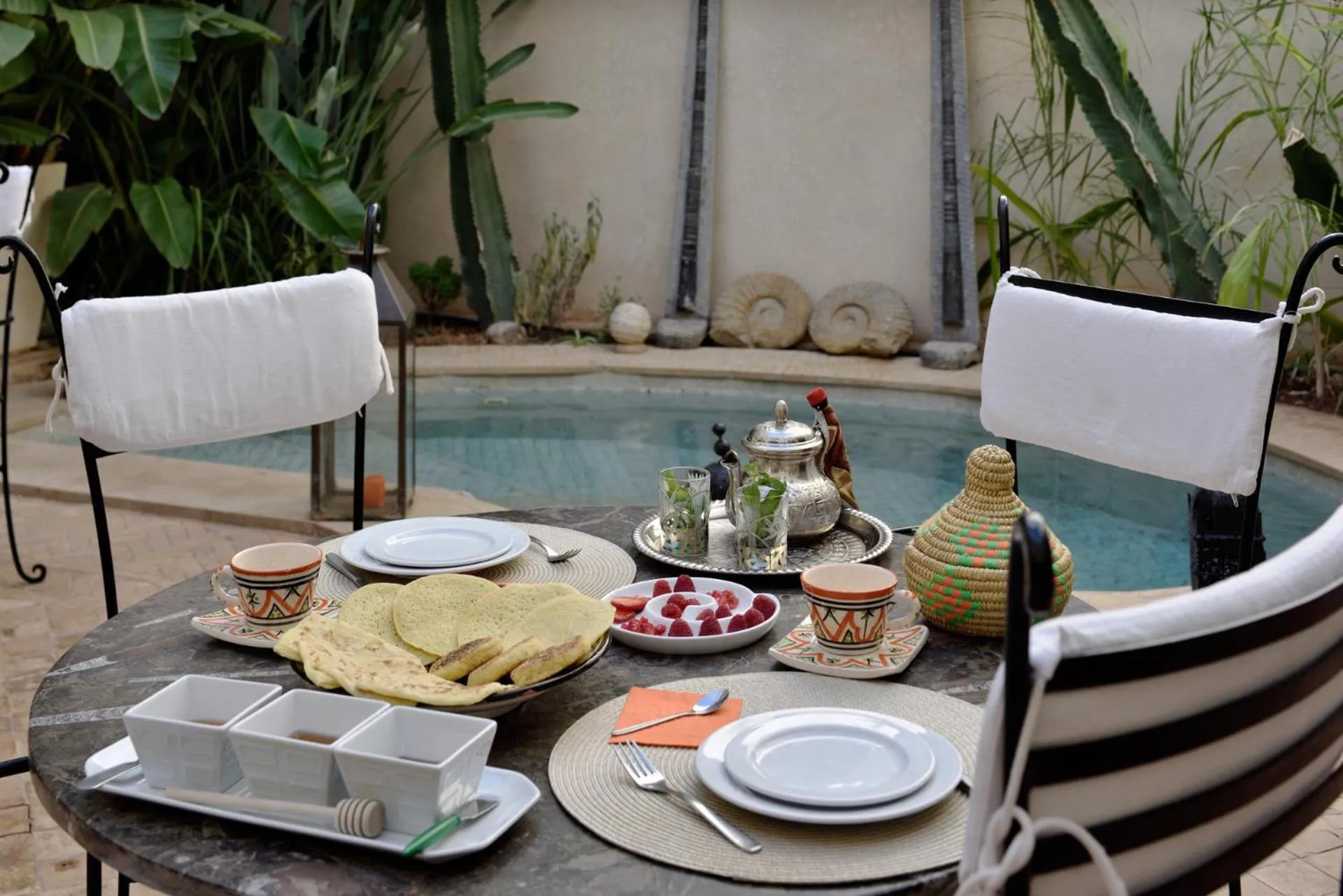 Breakfast in Riad les Ammonites and Spa