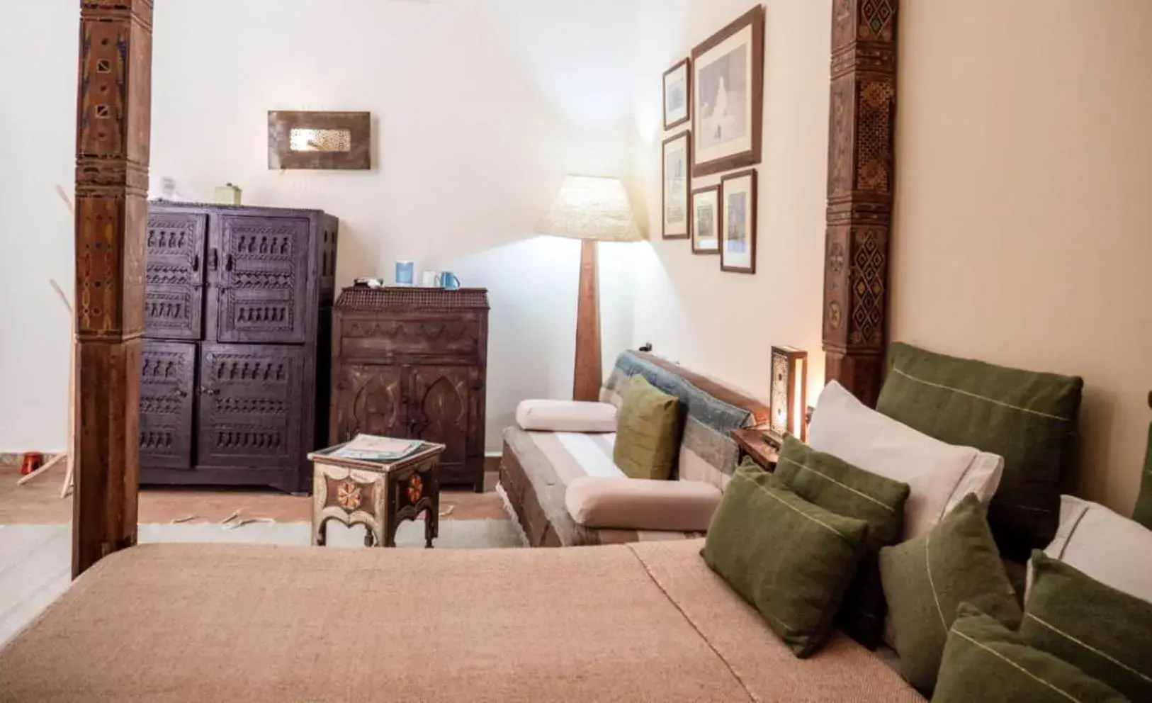 Bed in Riad les Ammonites and Spa Bed in Riad les Ammonites and Spa