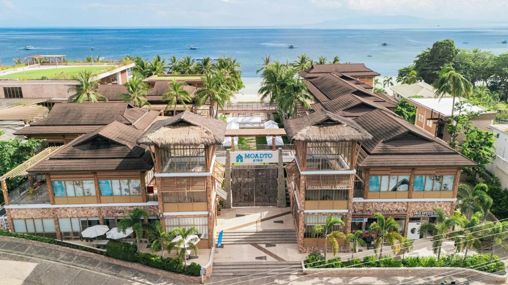 Property building in Modala Beach Resort