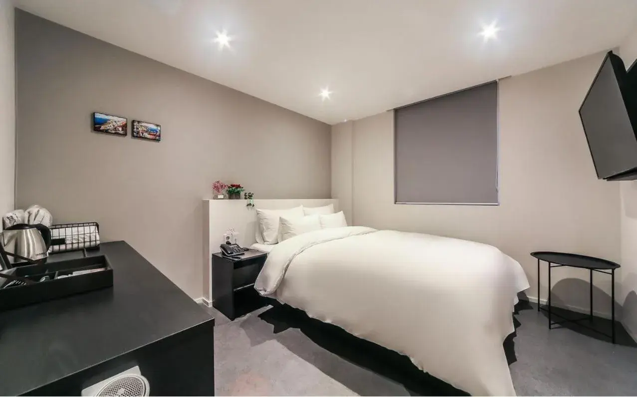 Bed in Hotel Maison Bed in Hotel Maison