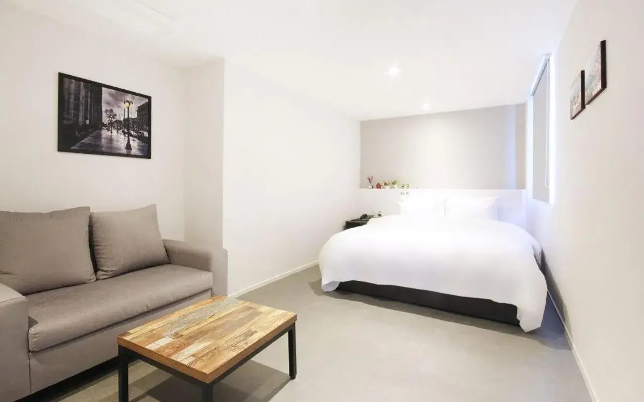 Bed in Hotel Maison Bed in Hotel Maison