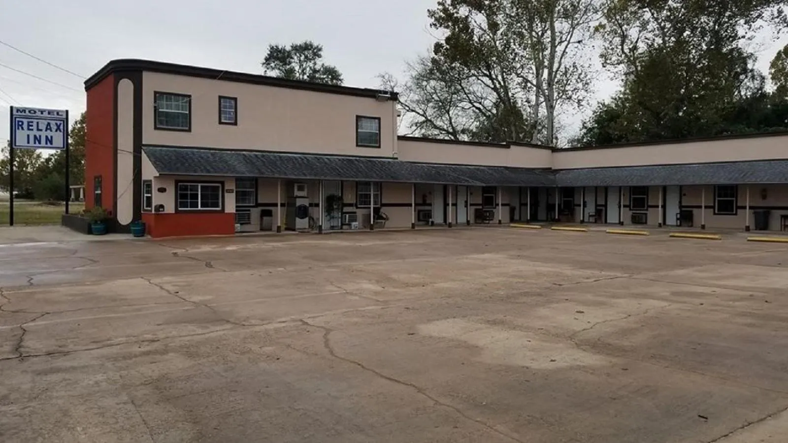 Sunrise in Relax Inn Motel Kountze