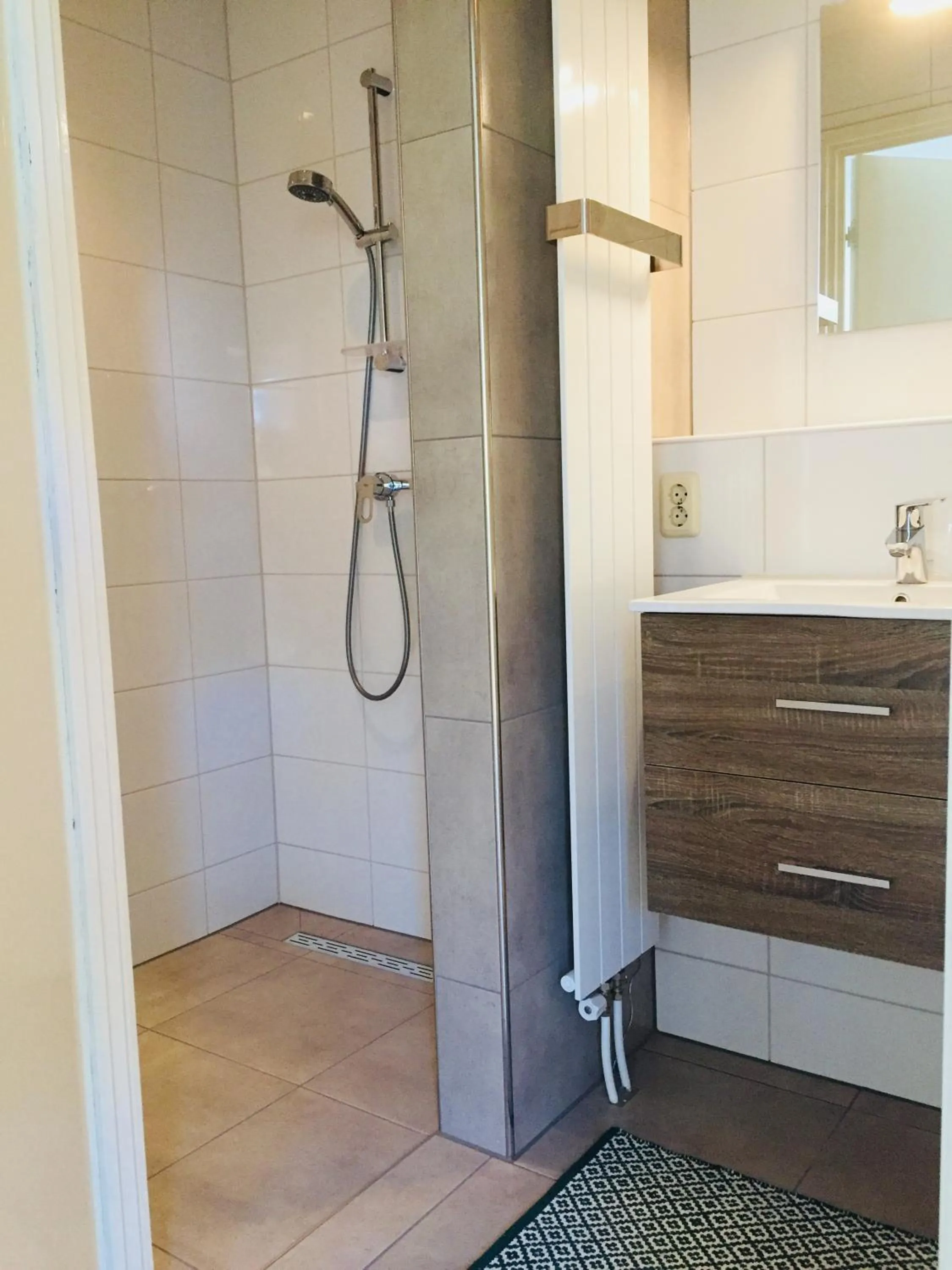 Bathroom in Bed and Breakfast: 'Bij ons Achter'