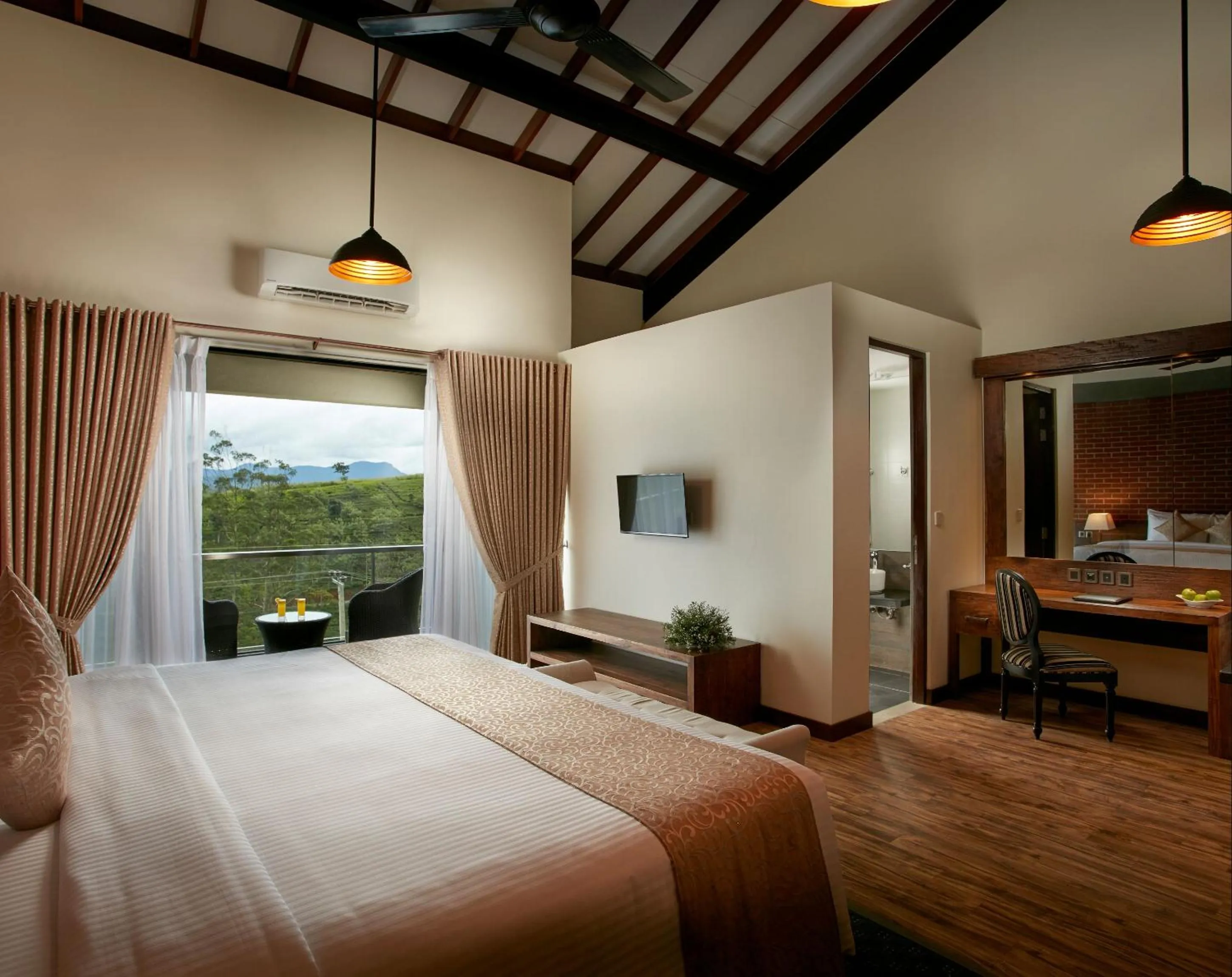 Balcony/Terrace, Bed in The Argyle Luxury Boutique