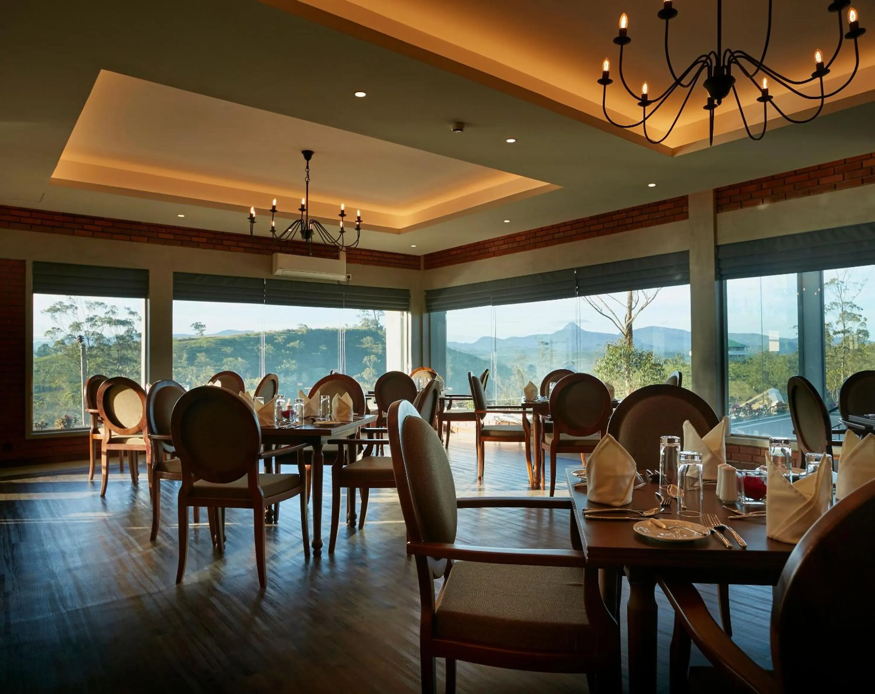 Restaurant/places to eat in The Argyle Luxury Boutique