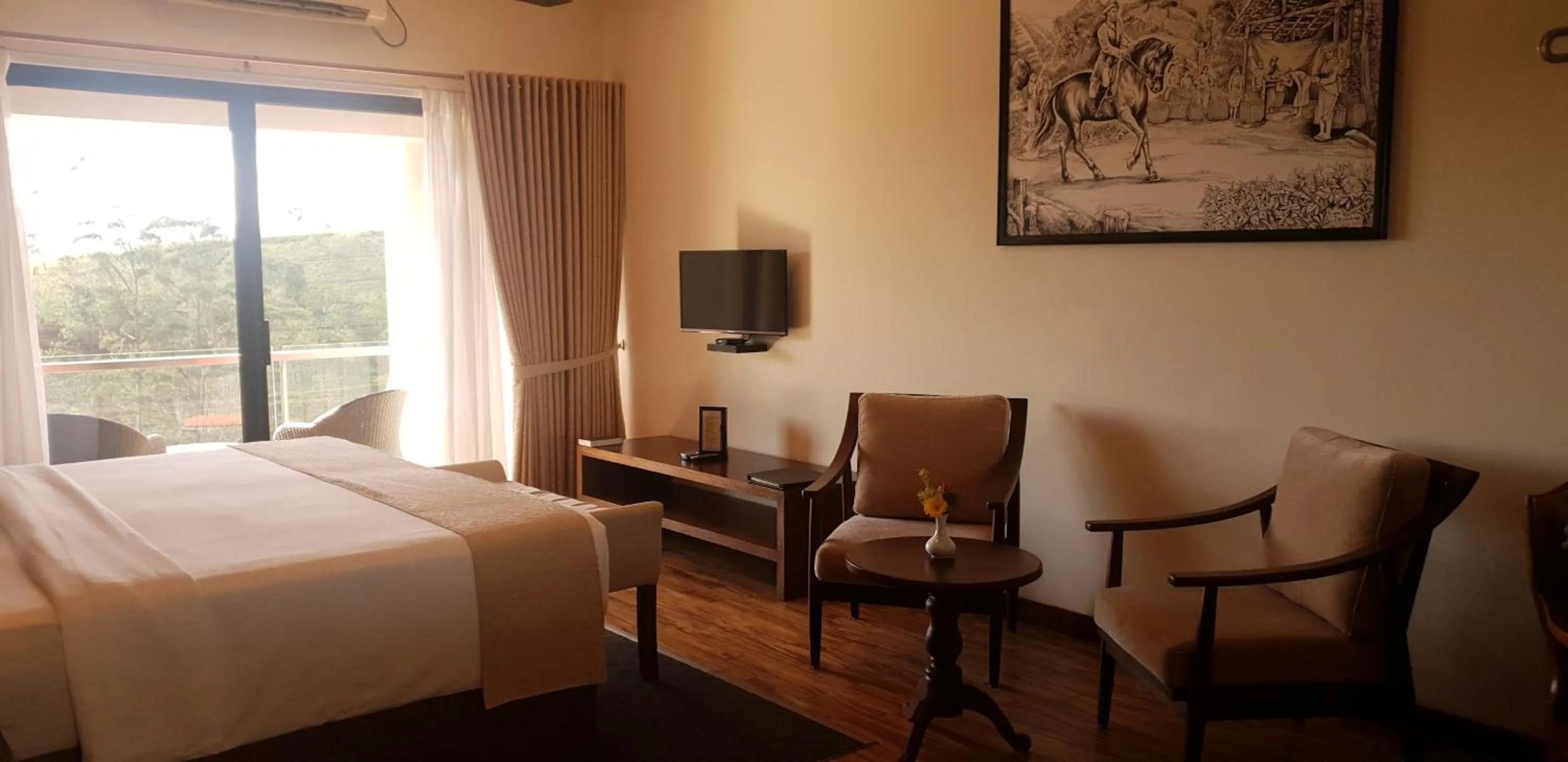 Seating area, Bed in The Argyle Luxury Boutique