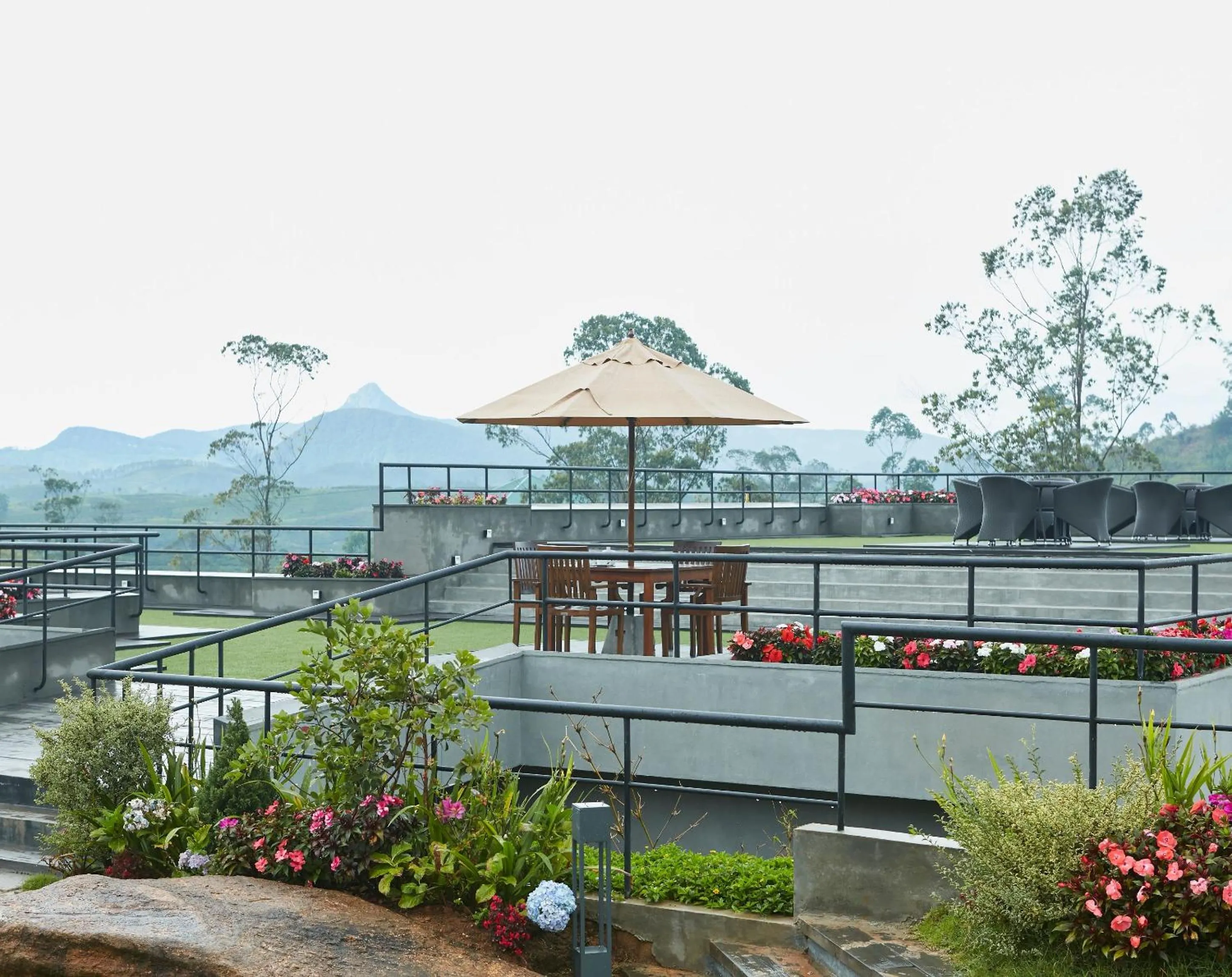 Day in The Argyle Luxury Boutique