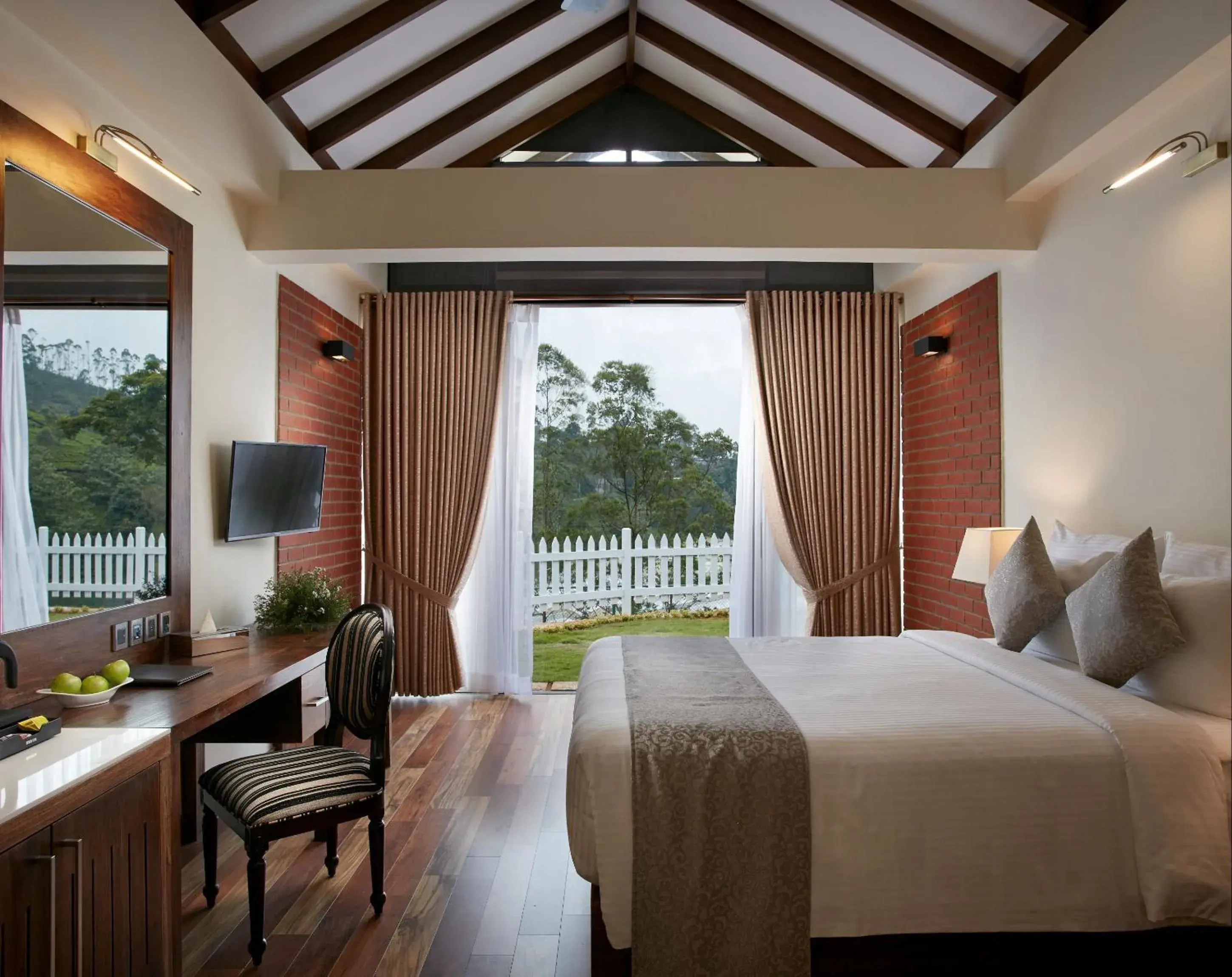 Photo of the whole room, Bed in The Argyle Luxury Boutique Photo of the whole room, Bed in The Argyle Luxury Boutique