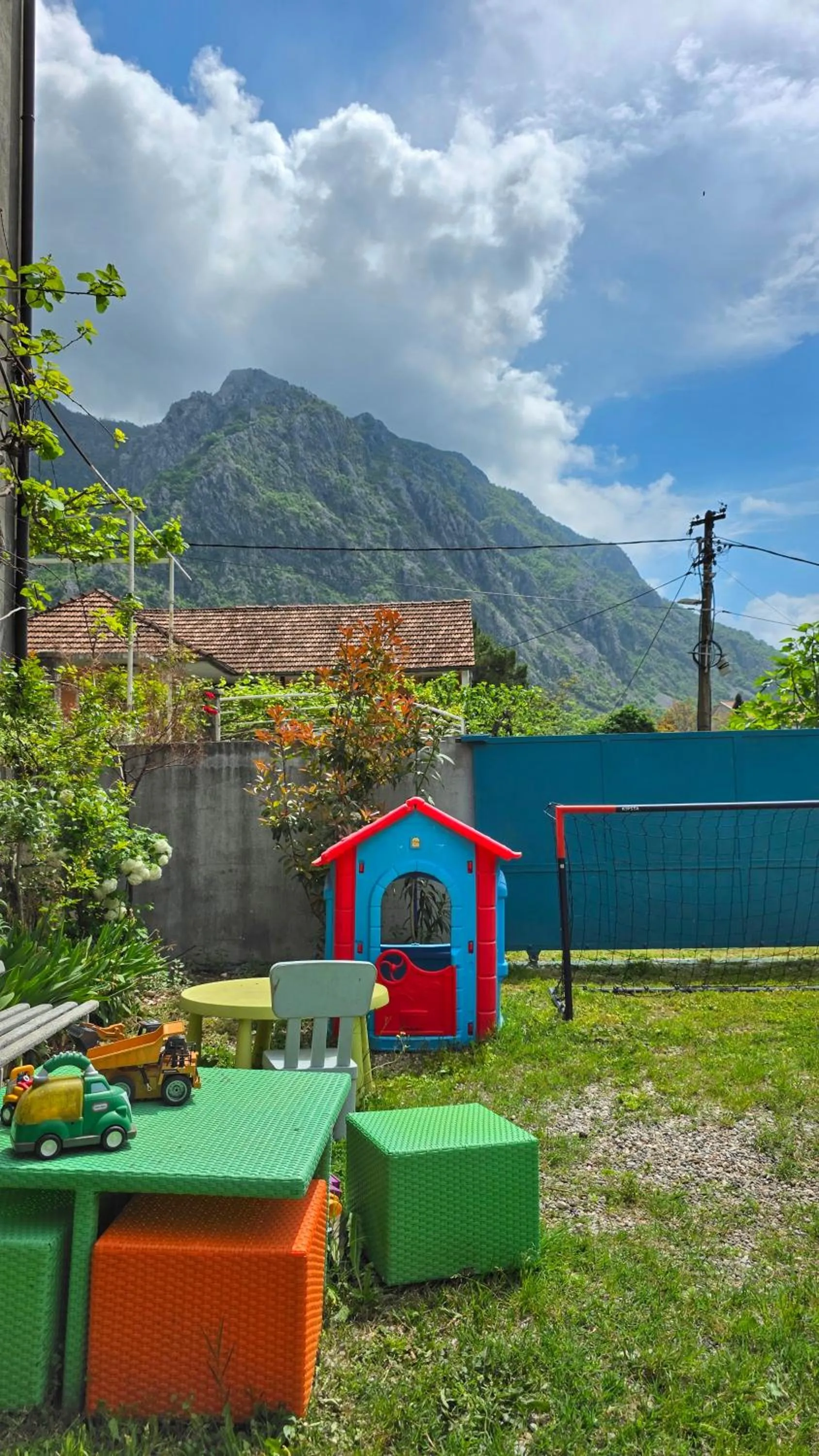 Children play ground in Apartment Mint&Rose