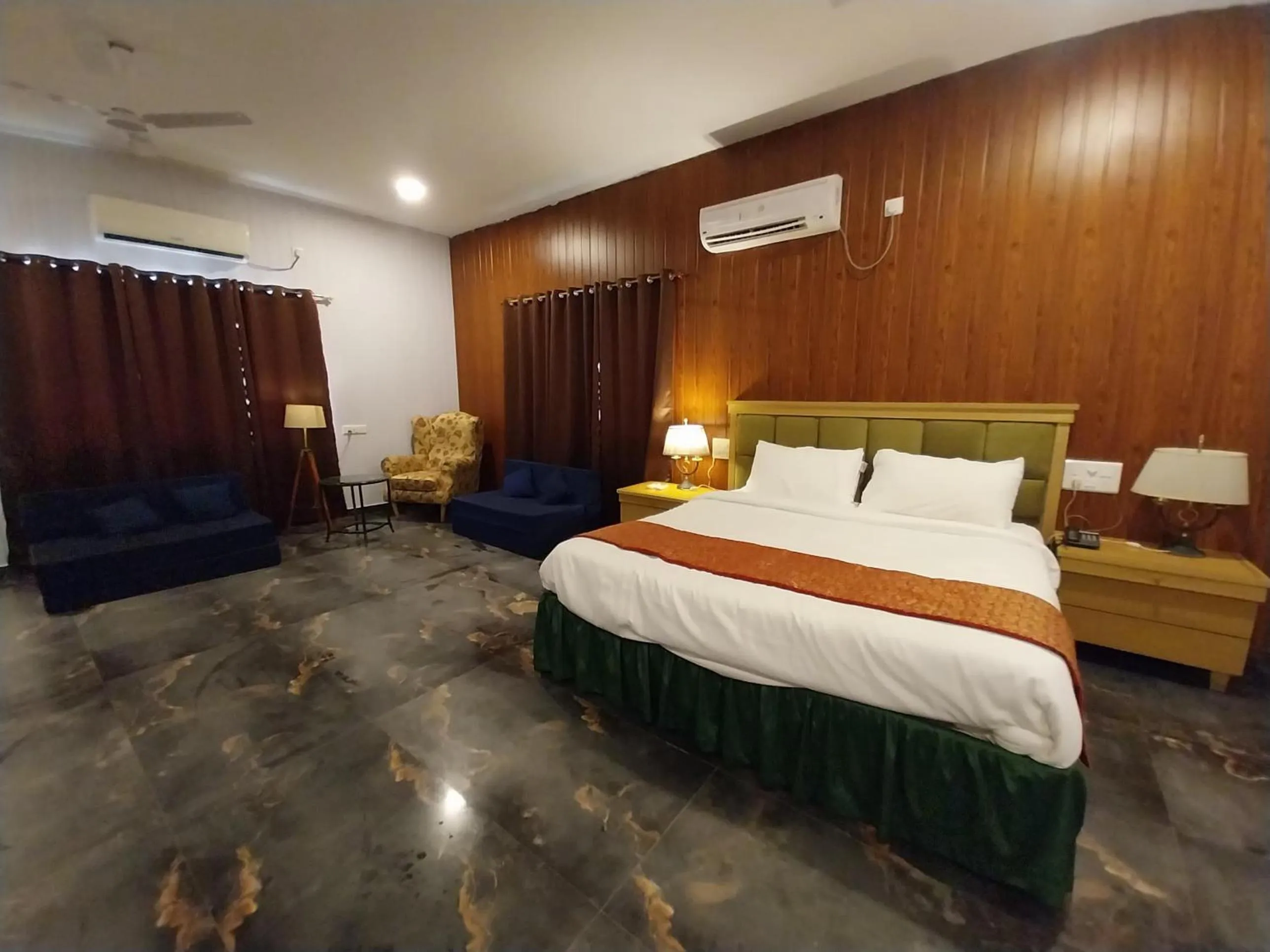 Photo of the whole room, Bed in Mango Valley Resort Ganpatipule