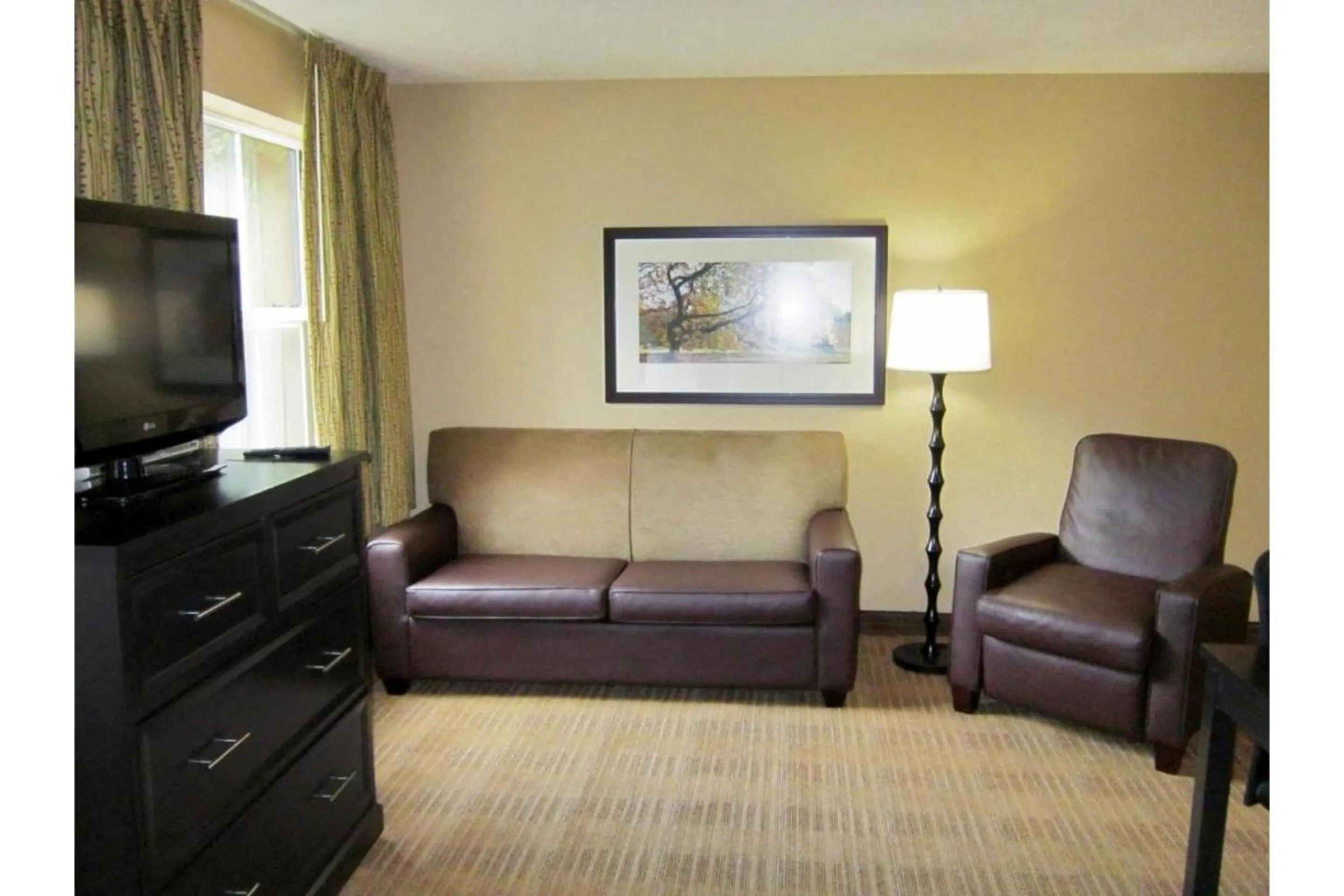 TV and multimedia in Studio 6 Extended Stay Washington - DC Gaithersburg South MD