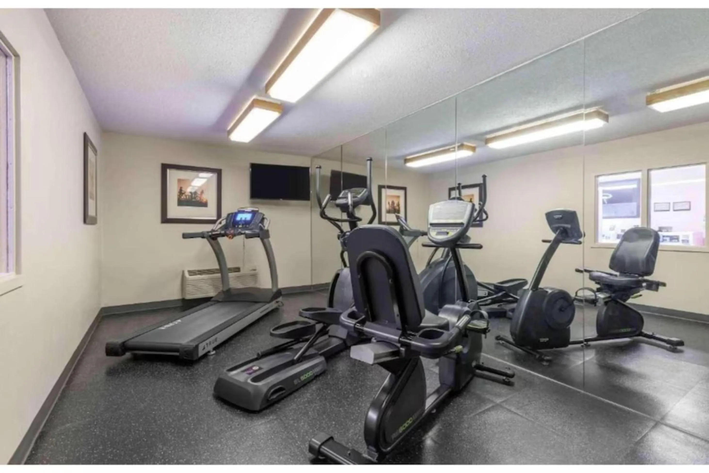 Fitness centre/facilities in Studio 6 Extended Stay Washington - DC Gaithersburg South MD