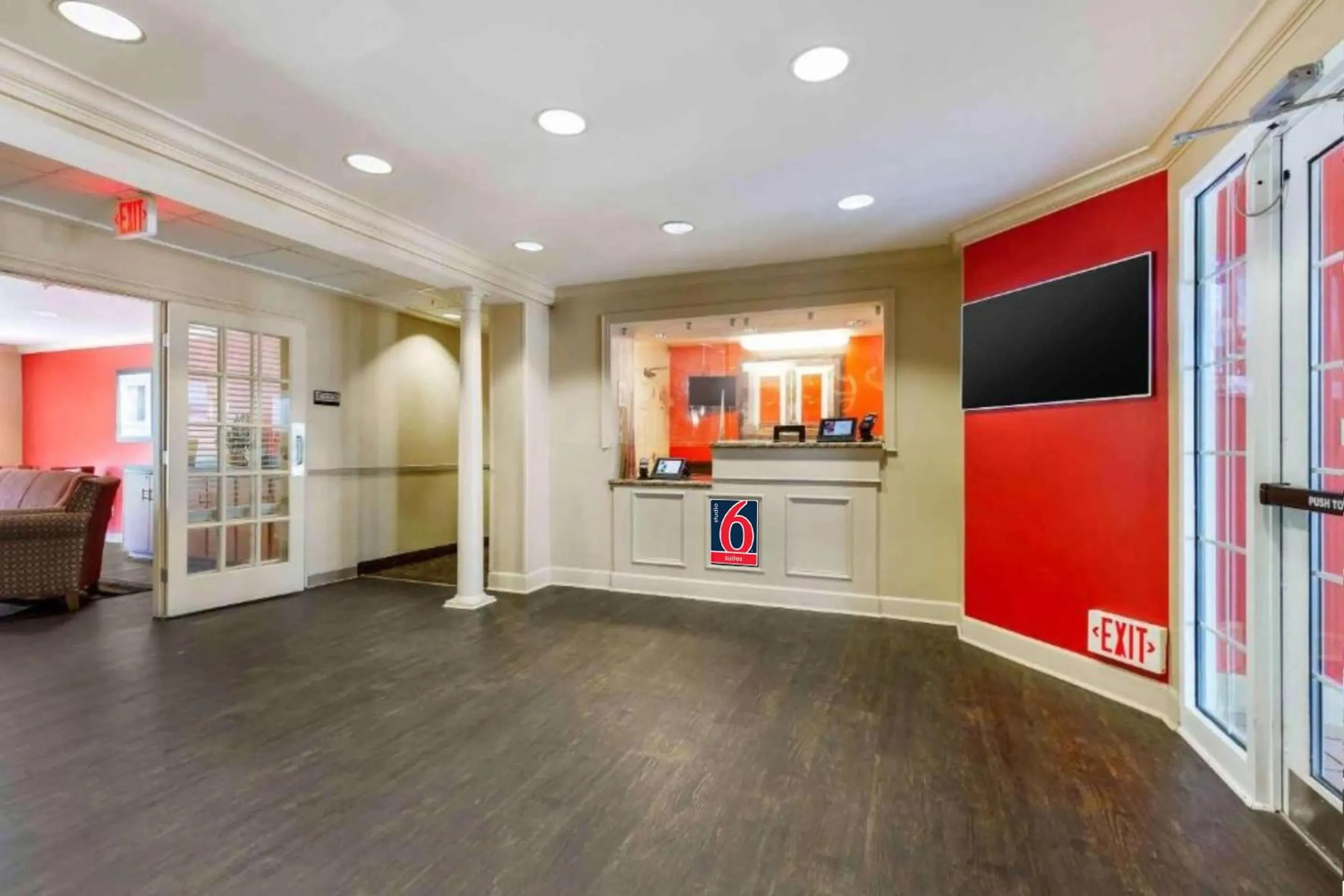 Lobby or reception in Studio 6 Extended Stay Washington - DC Gaithersburg South MD