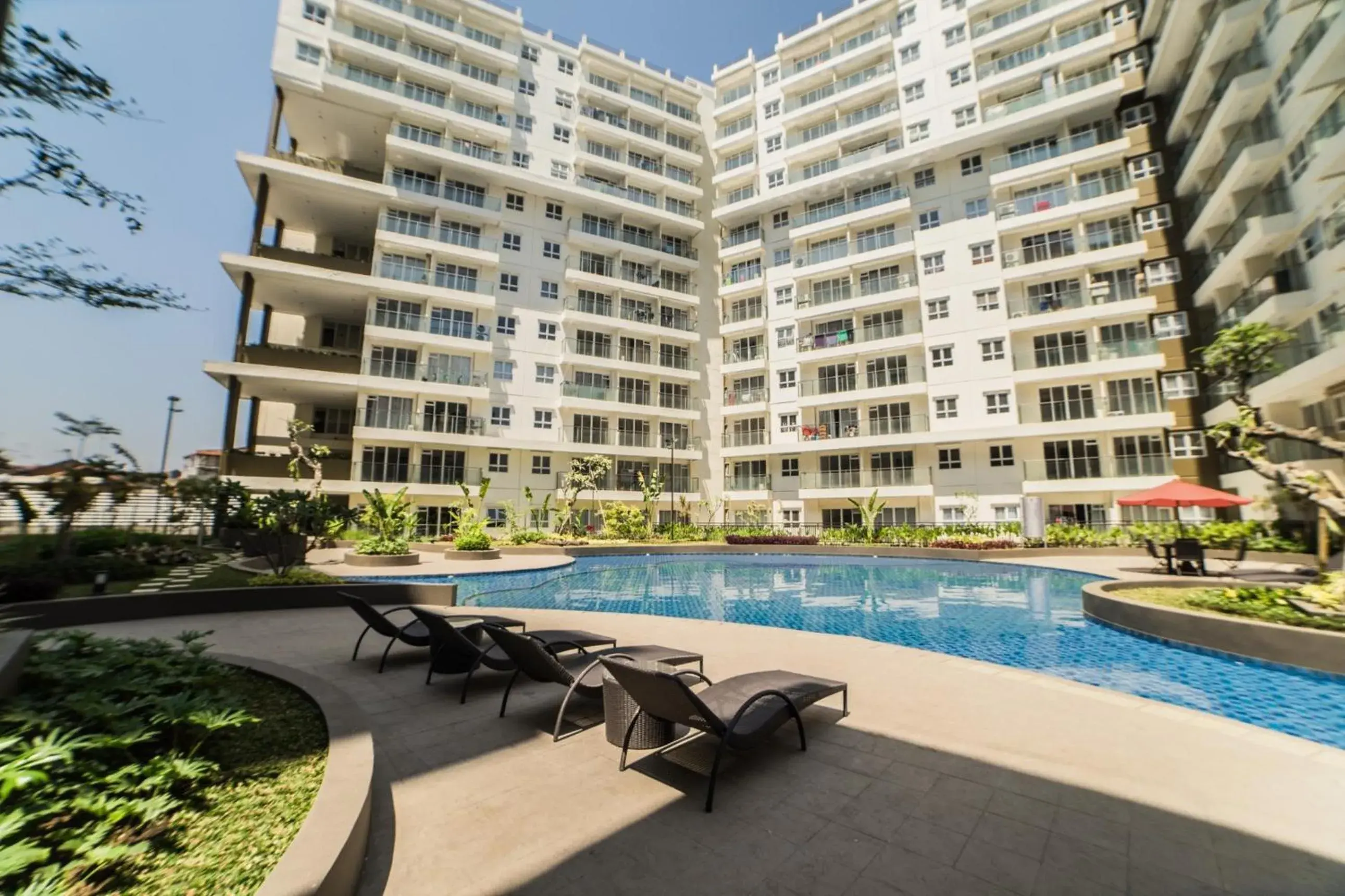 Property building in Pleasant 2BR Apartment at Gateway Pasteur By Travelio Property building in Pleasant 2BR Apartment at Gateway Pasteur By Travelio