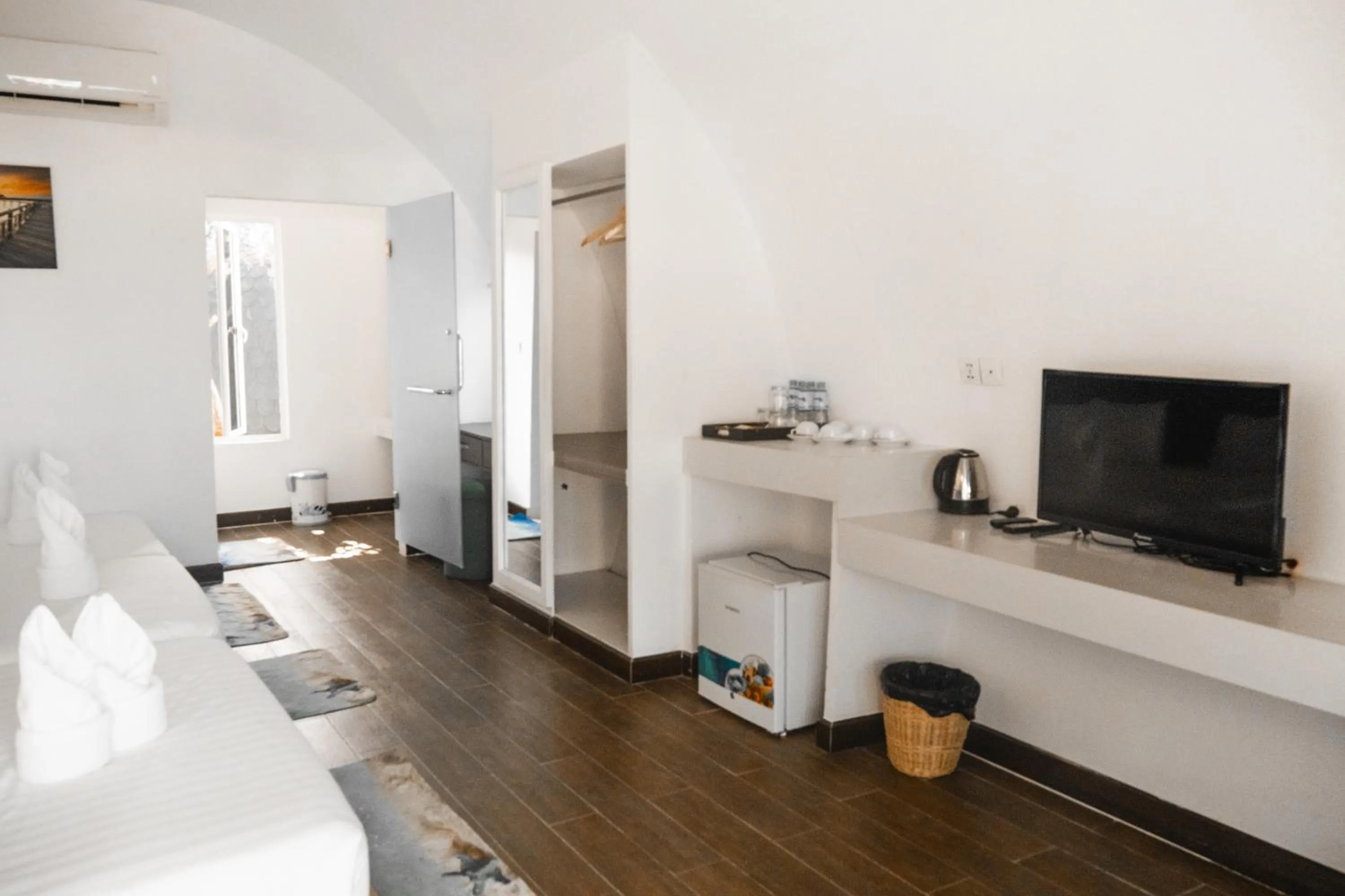 TV and multimedia in Tube Resort by EHM