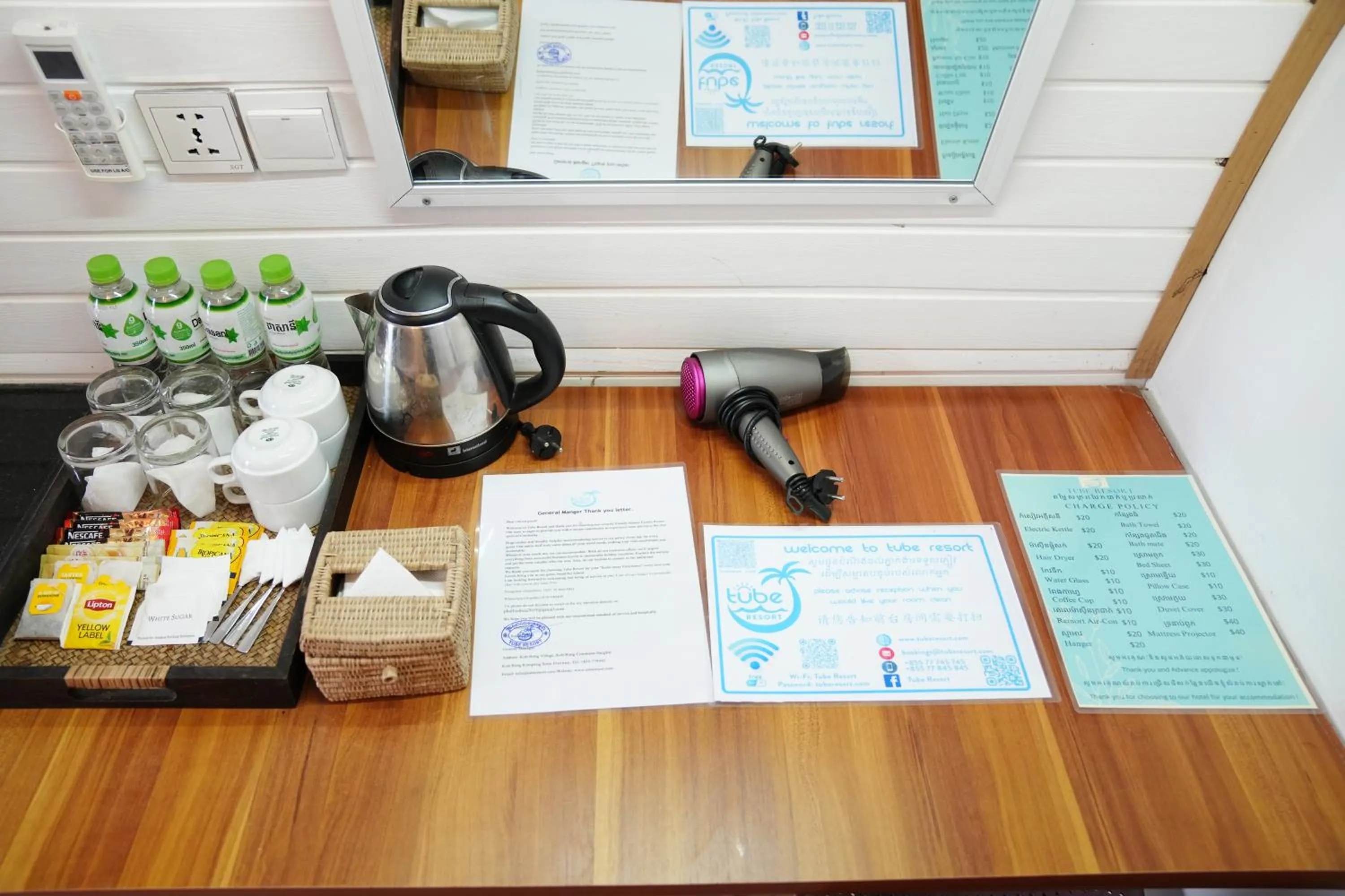 Coffee/tea facilities in Tube Resort by EHM