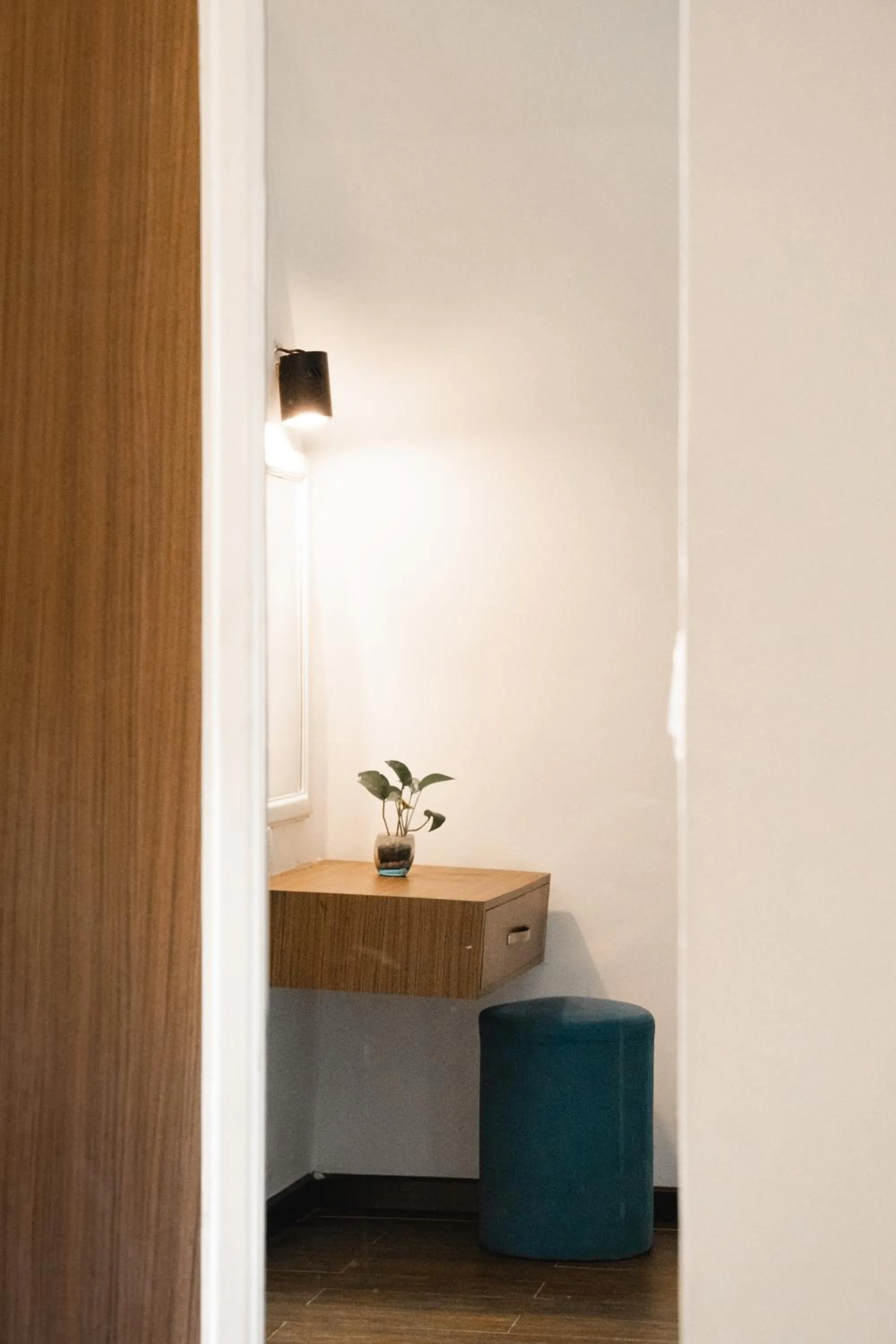 hair dresser in Tube Resort by EHM