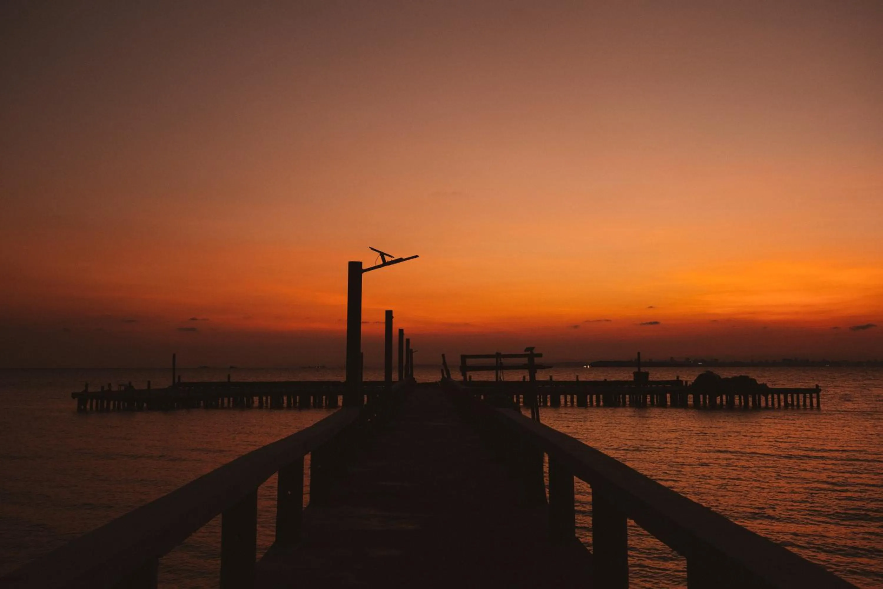 Sunrise in Tube Resort by EHM