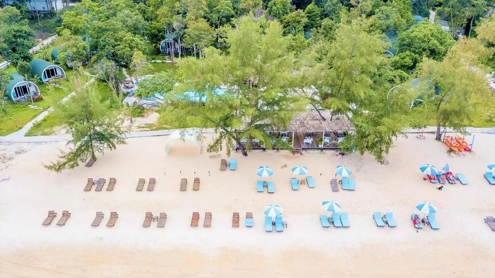 Property building in Tube Resort by EHM Property building in Tube Resort by EHM