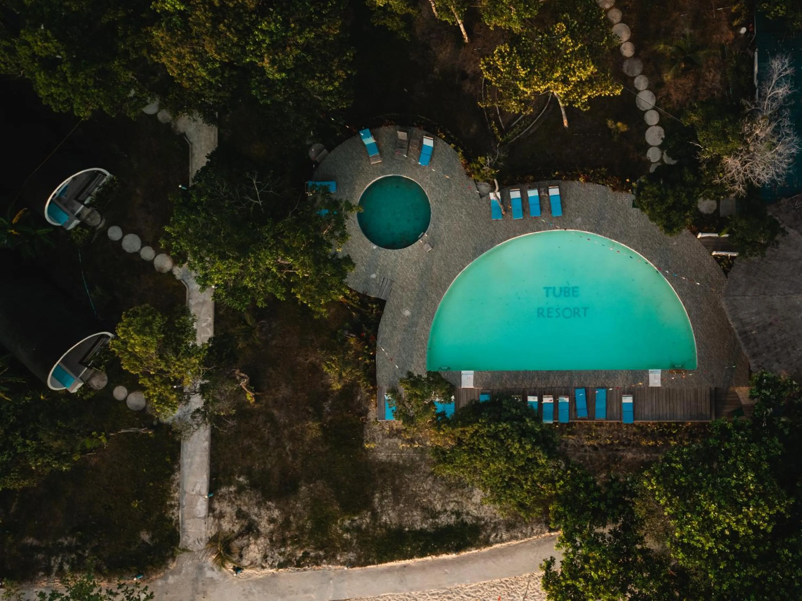 Swimming pool in Tube Resort by EHM