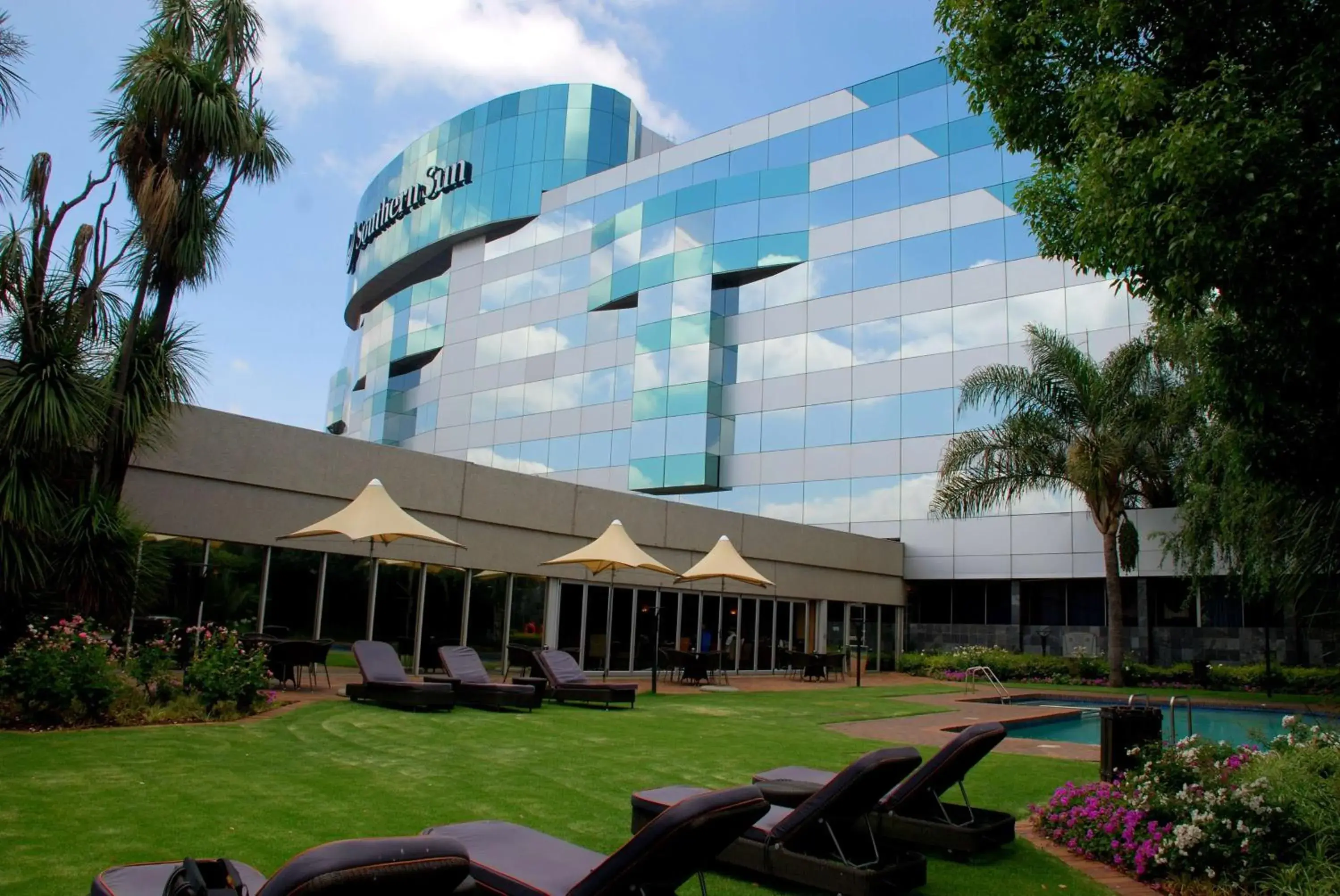 Property building in Southern Sun OR Tambo International Airport Property building in Southern Sun OR Tambo International Airport