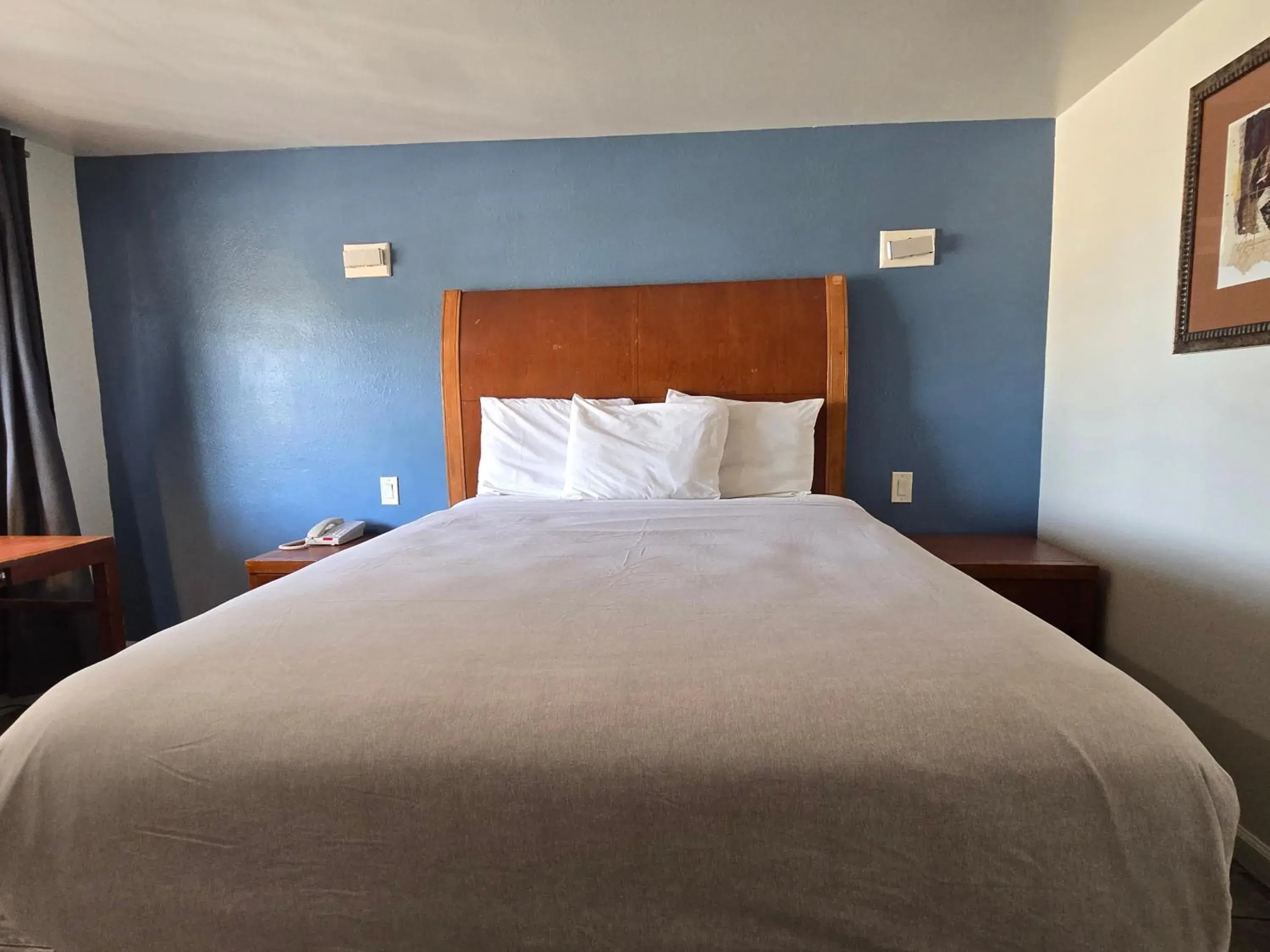 Bed in Peach City Inn - Marysville/Yuba City Bed in Peach City Inn - Marysville/Yuba City