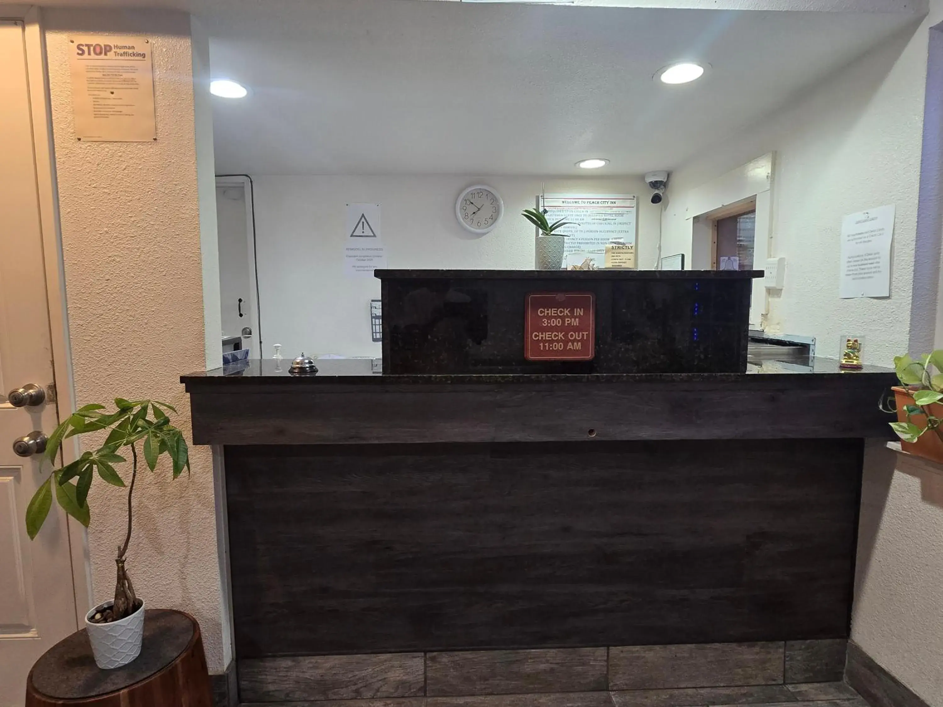 Lobby or reception in Peach City Inn - Marysville/Yuba City Lobby or reception in Peach City Inn - Marysville/Yuba City