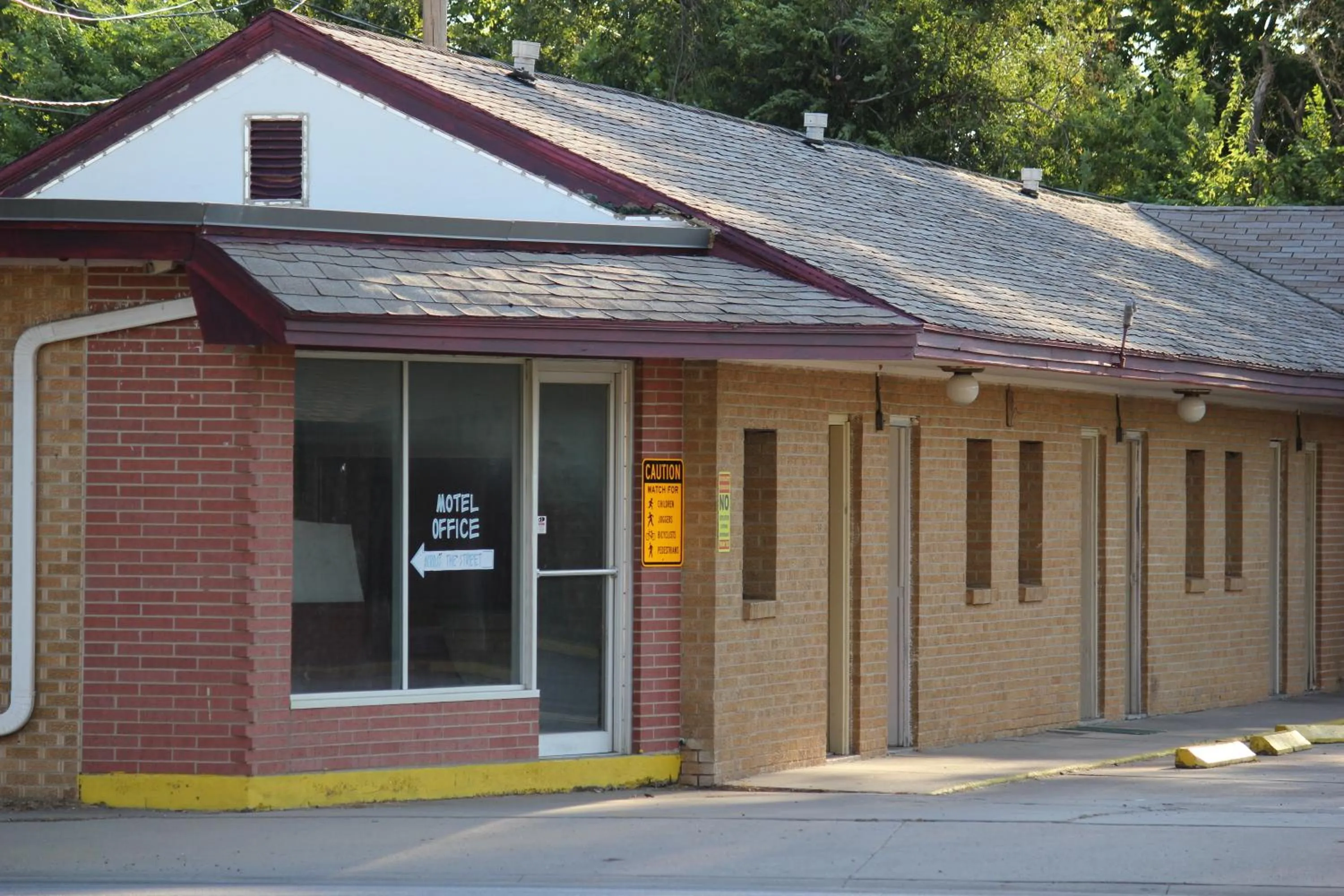 Facade/entrance in The Inn
