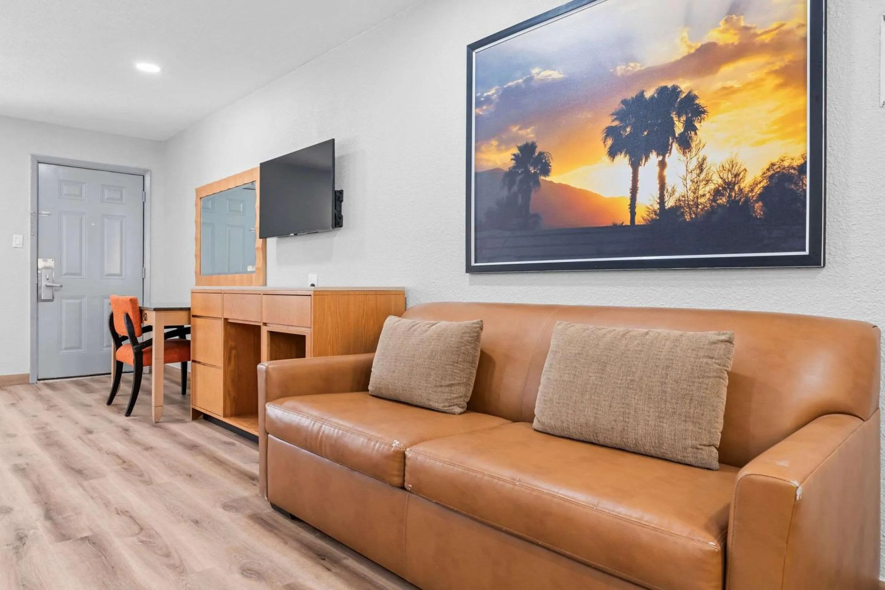 Bedroom in Econo Lodge Inn & Suites Sealy