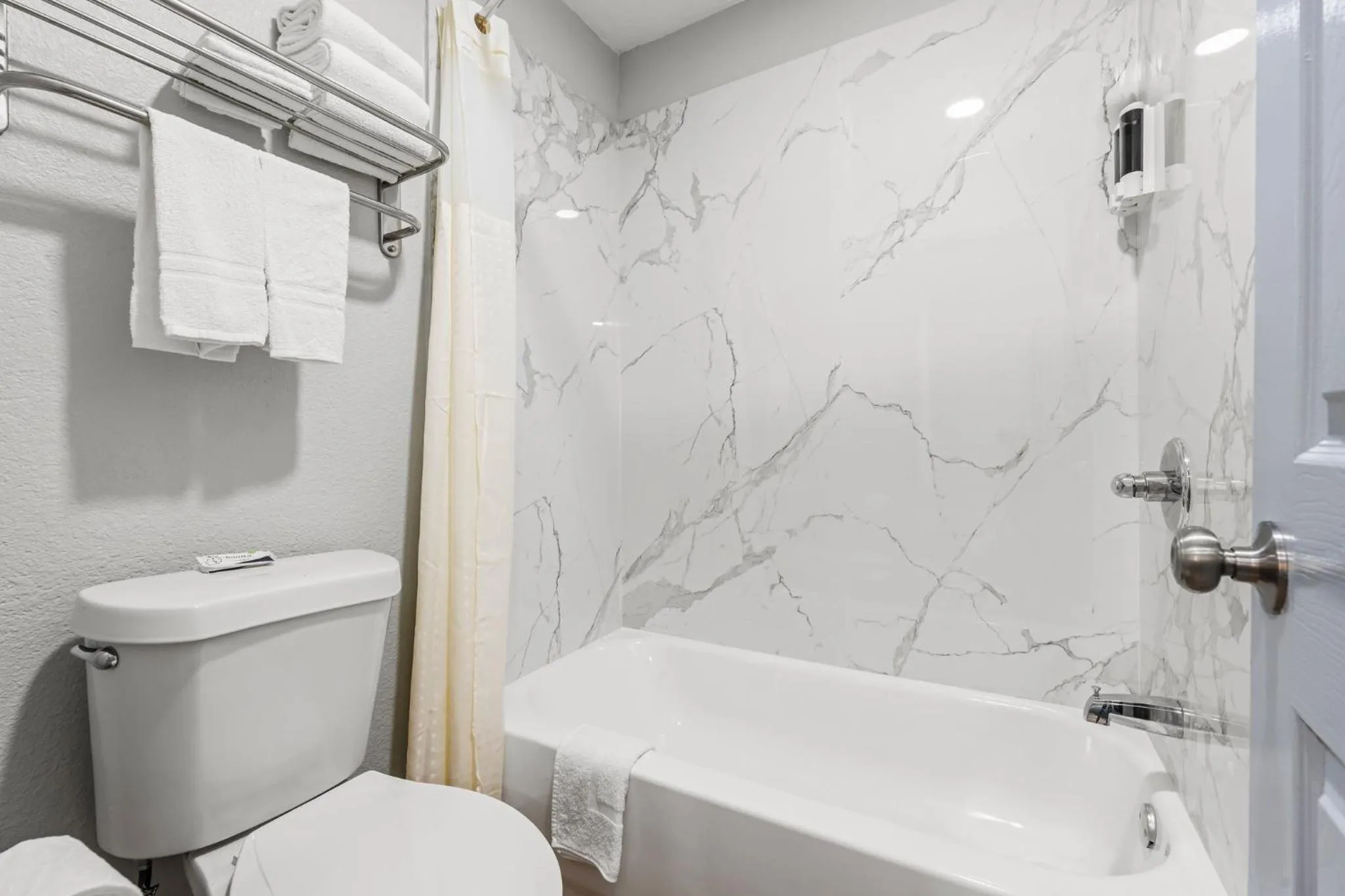 Econo Lodge Inn & Suites Sealy