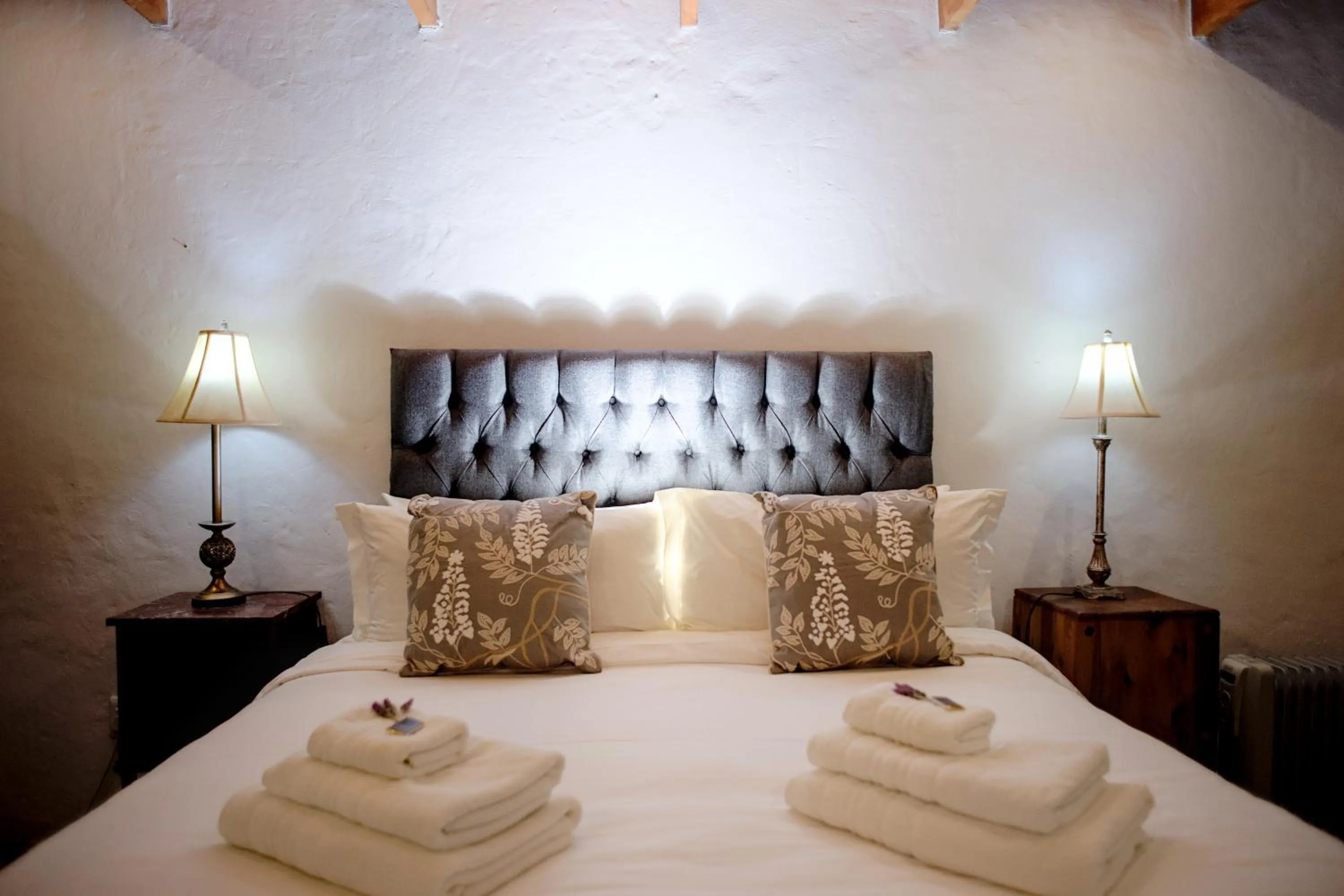 Standard King Room in Mirtehof Guest Farm Estate
