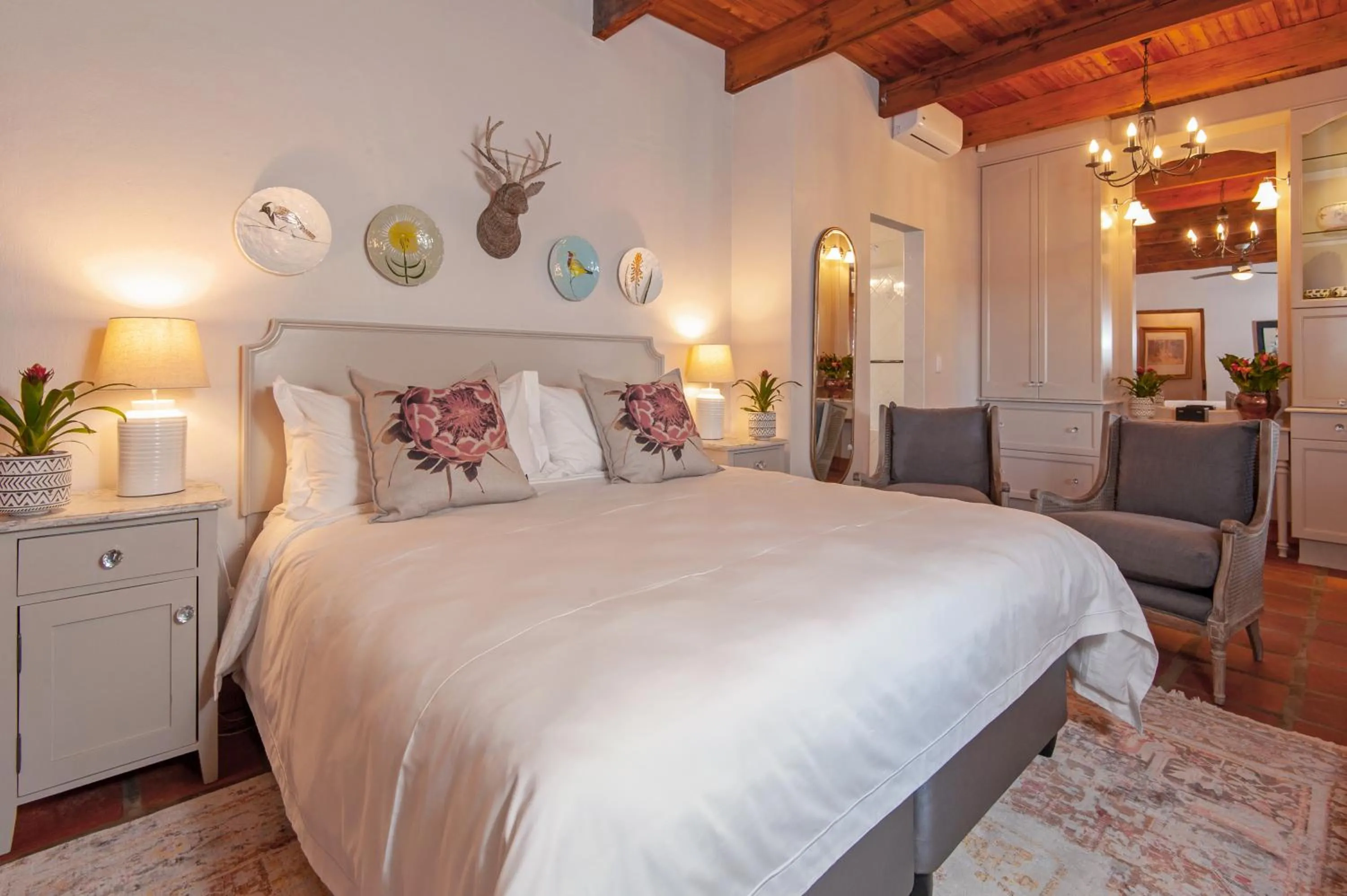 King Room with Garden View in Mirtehof Guest Farm Estate