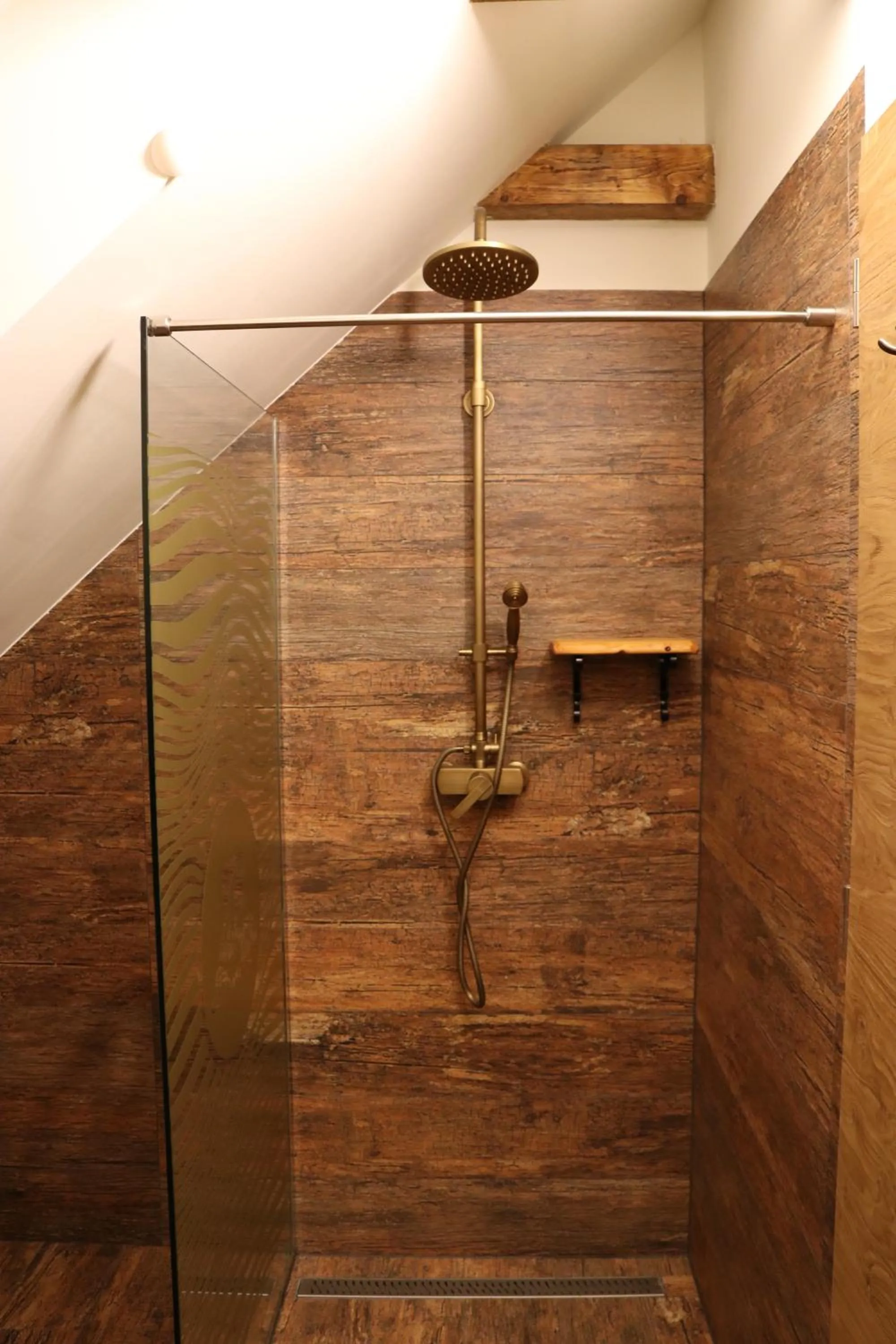 Shower in Gorska Reka Guesthouse