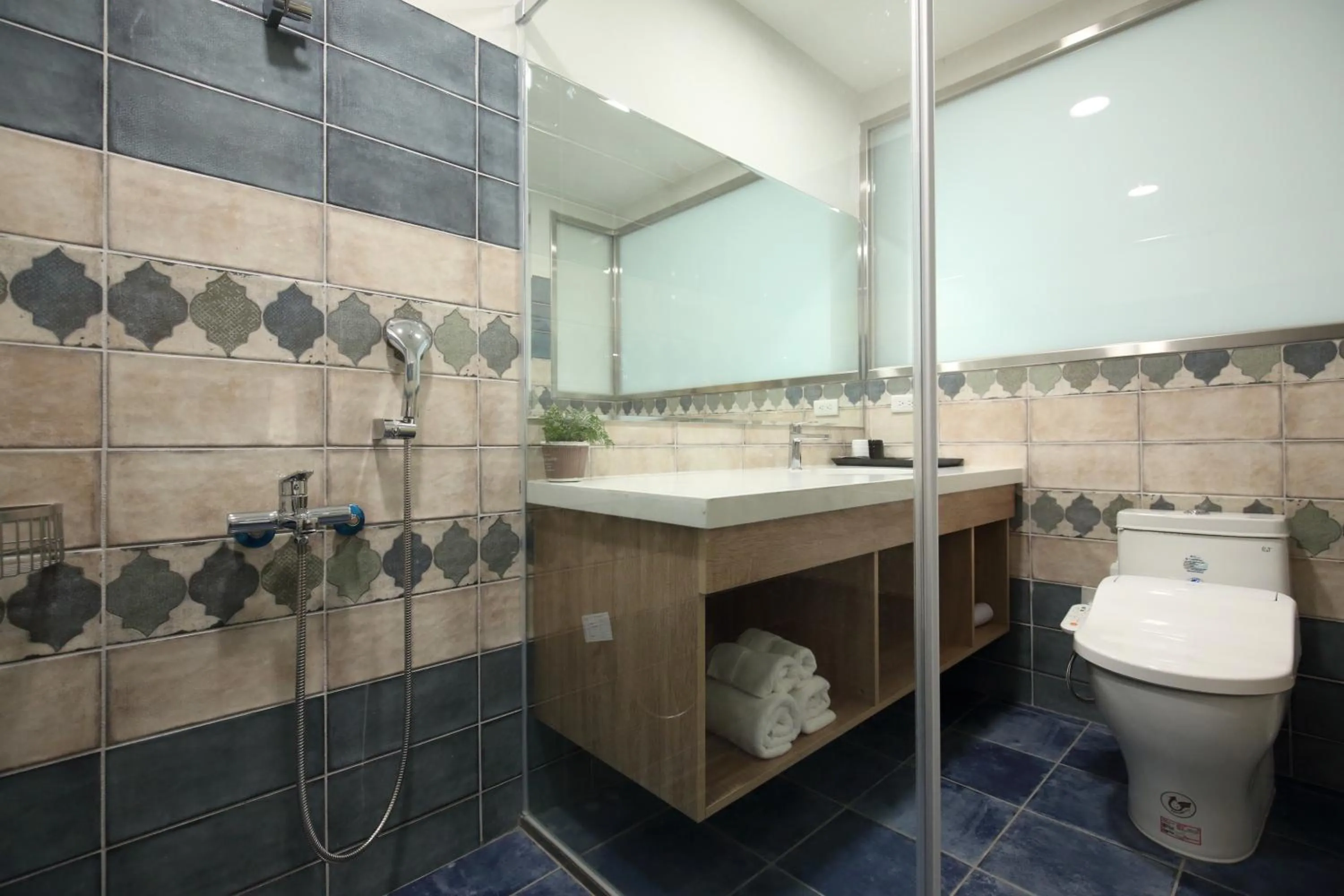 Shower in Na San Na Hai B&B