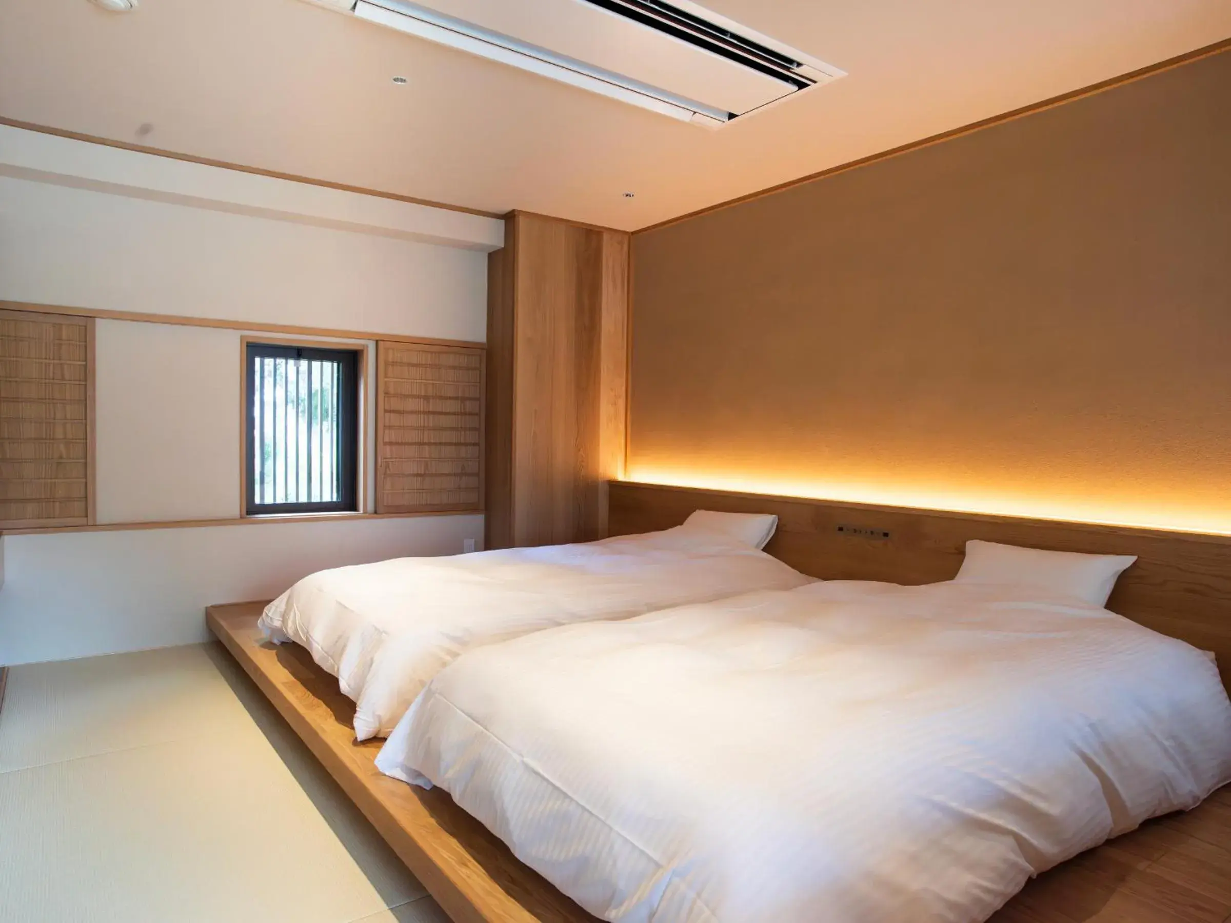 Bed in Rangetsu Bed in Rangetsu